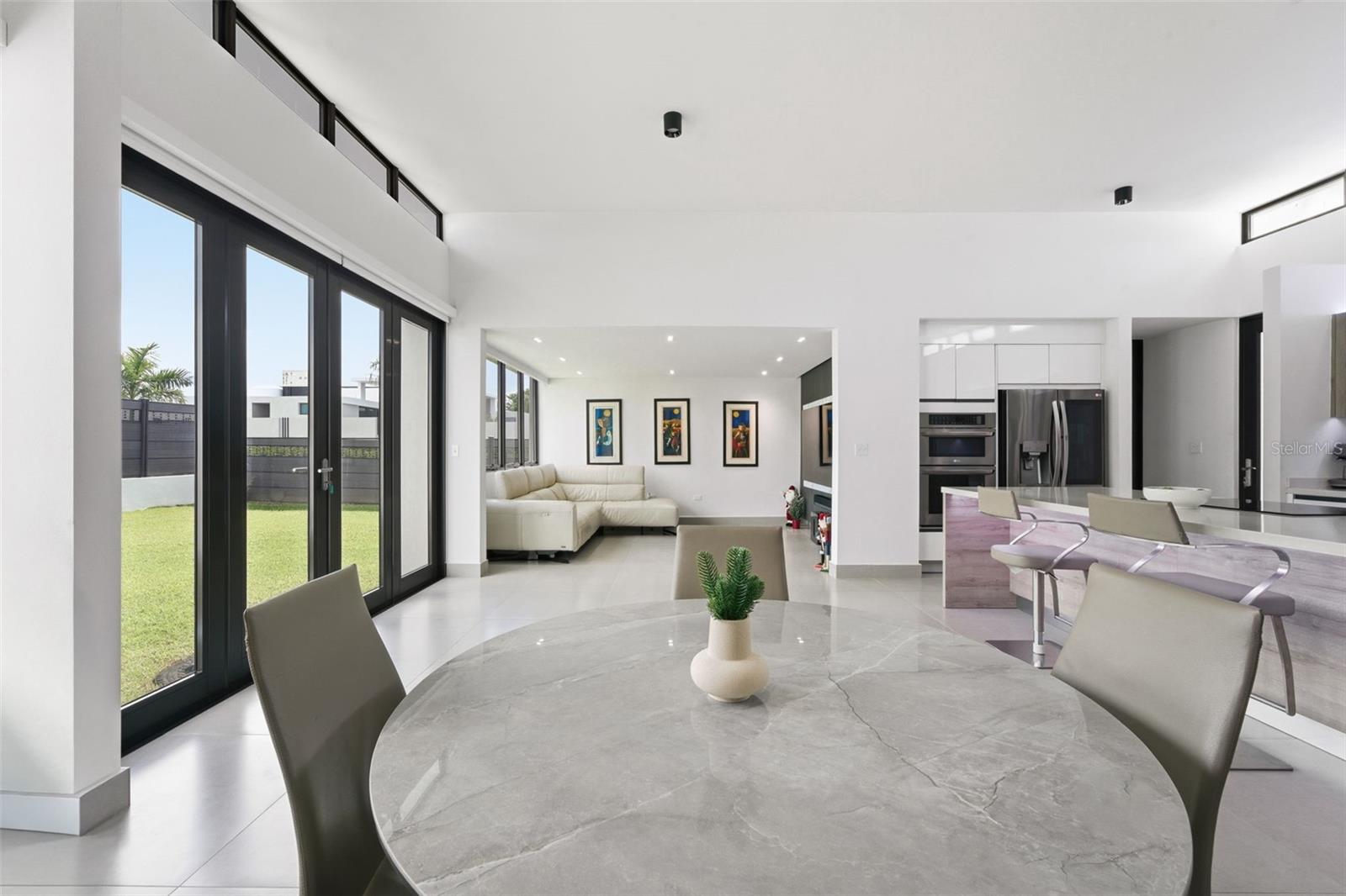 RESIDENCES AT RIO - Residential