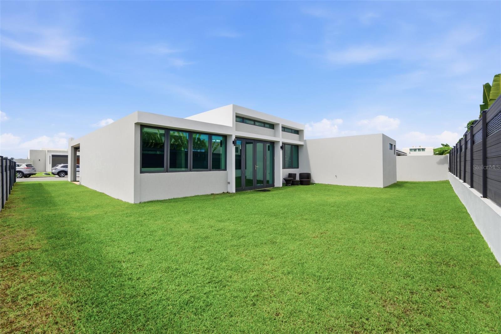 RESIDENCES AT RIO - Residential