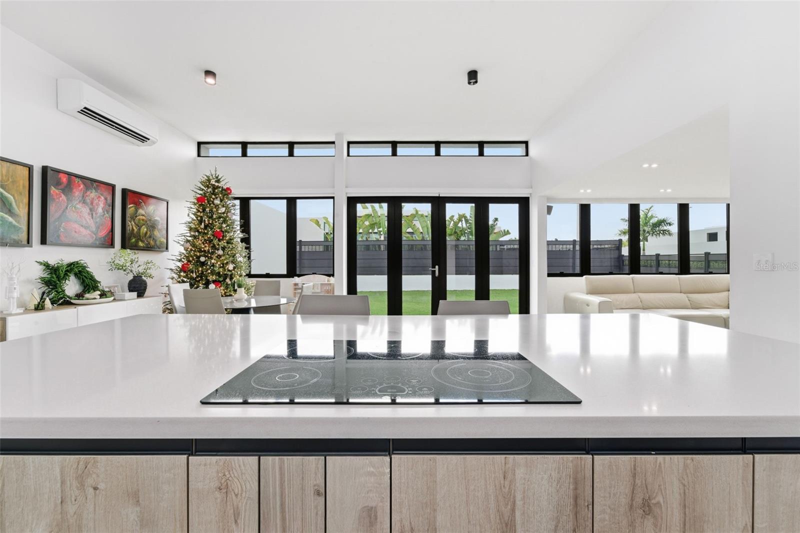 RESIDENCES AT RIO - Residential