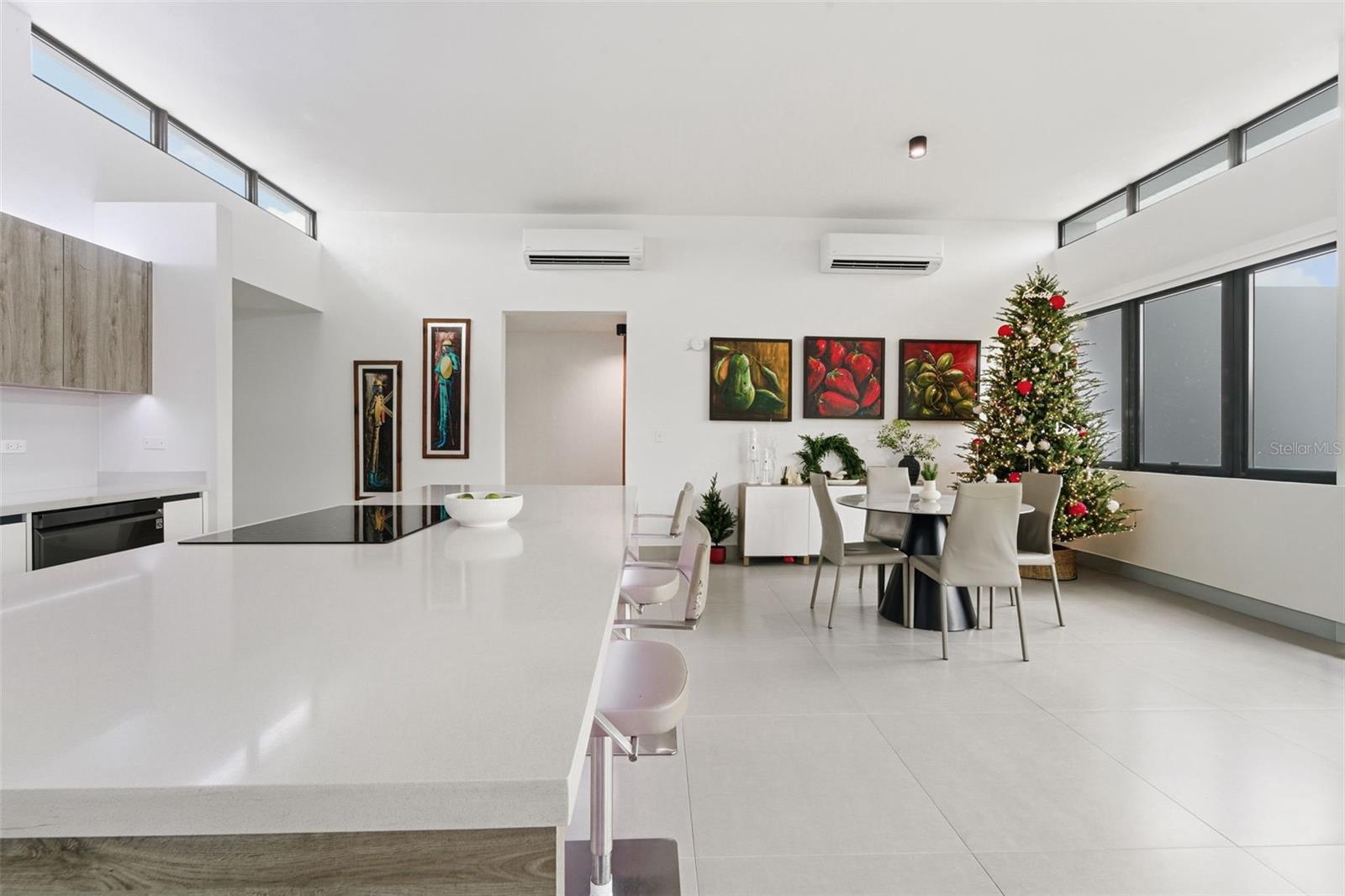 RESIDENCES AT RIO - Residential