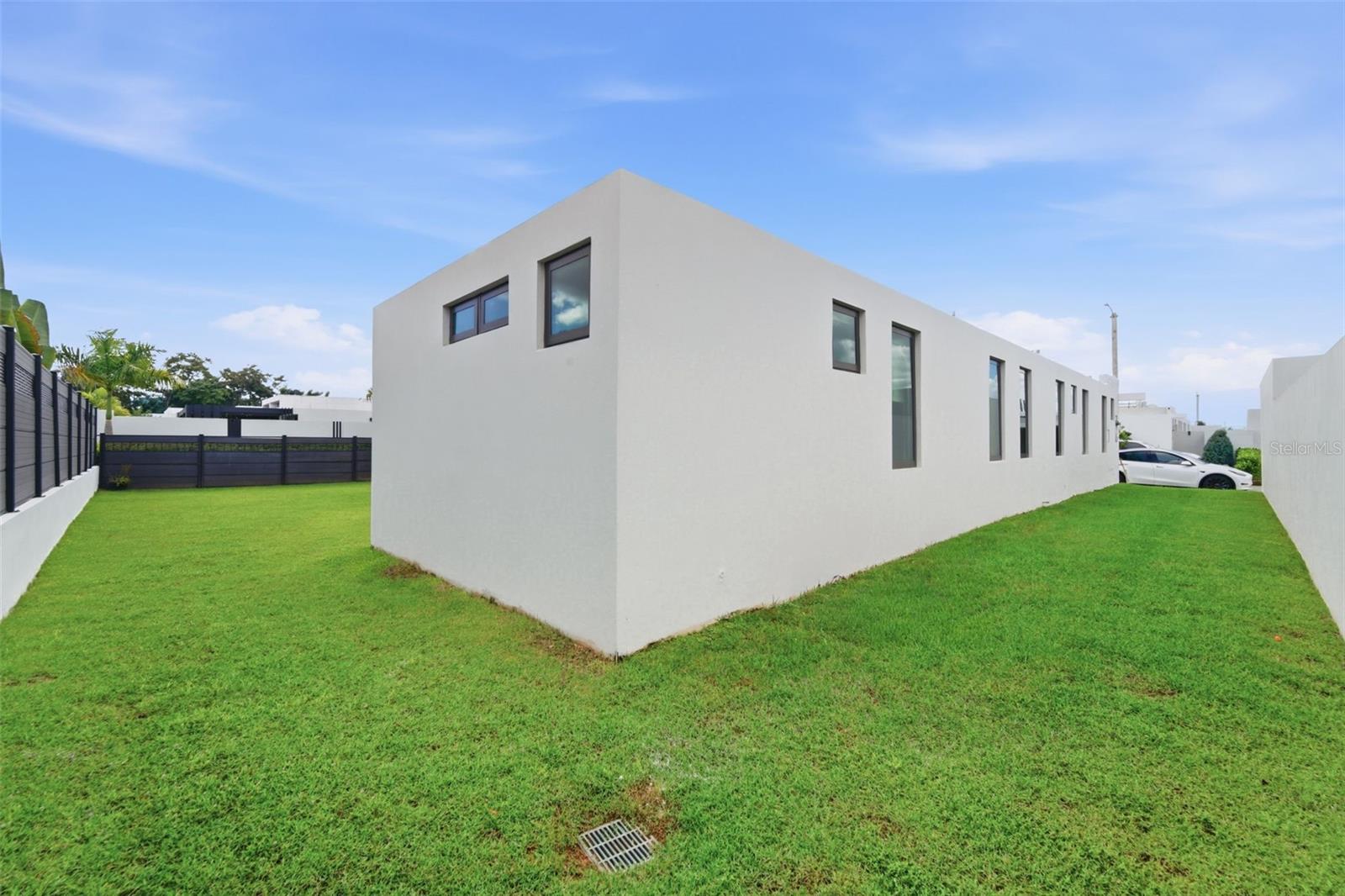 RESIDENCES AT RIO - Residential