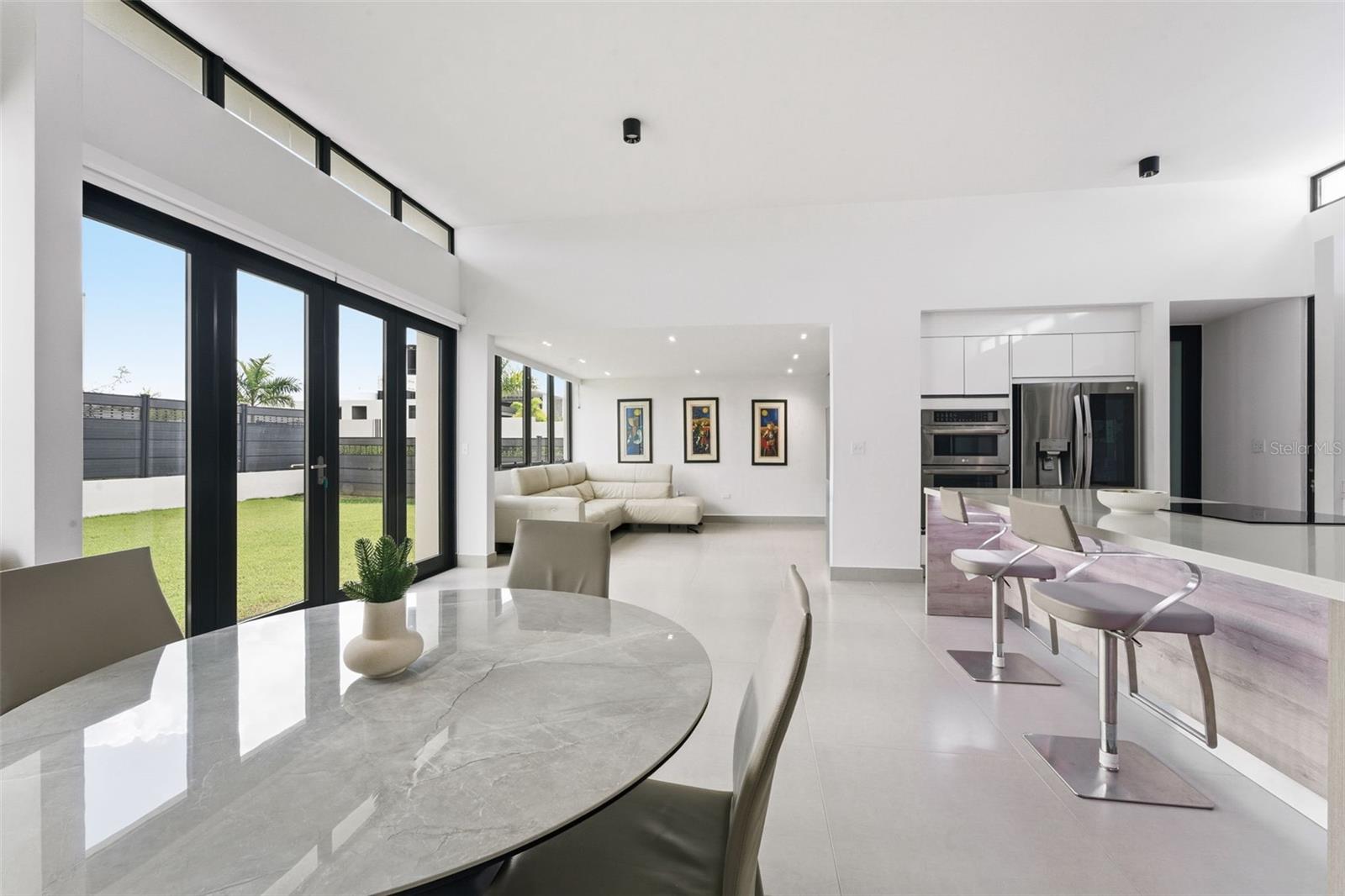 RESIDENCES AT RIO - Residential