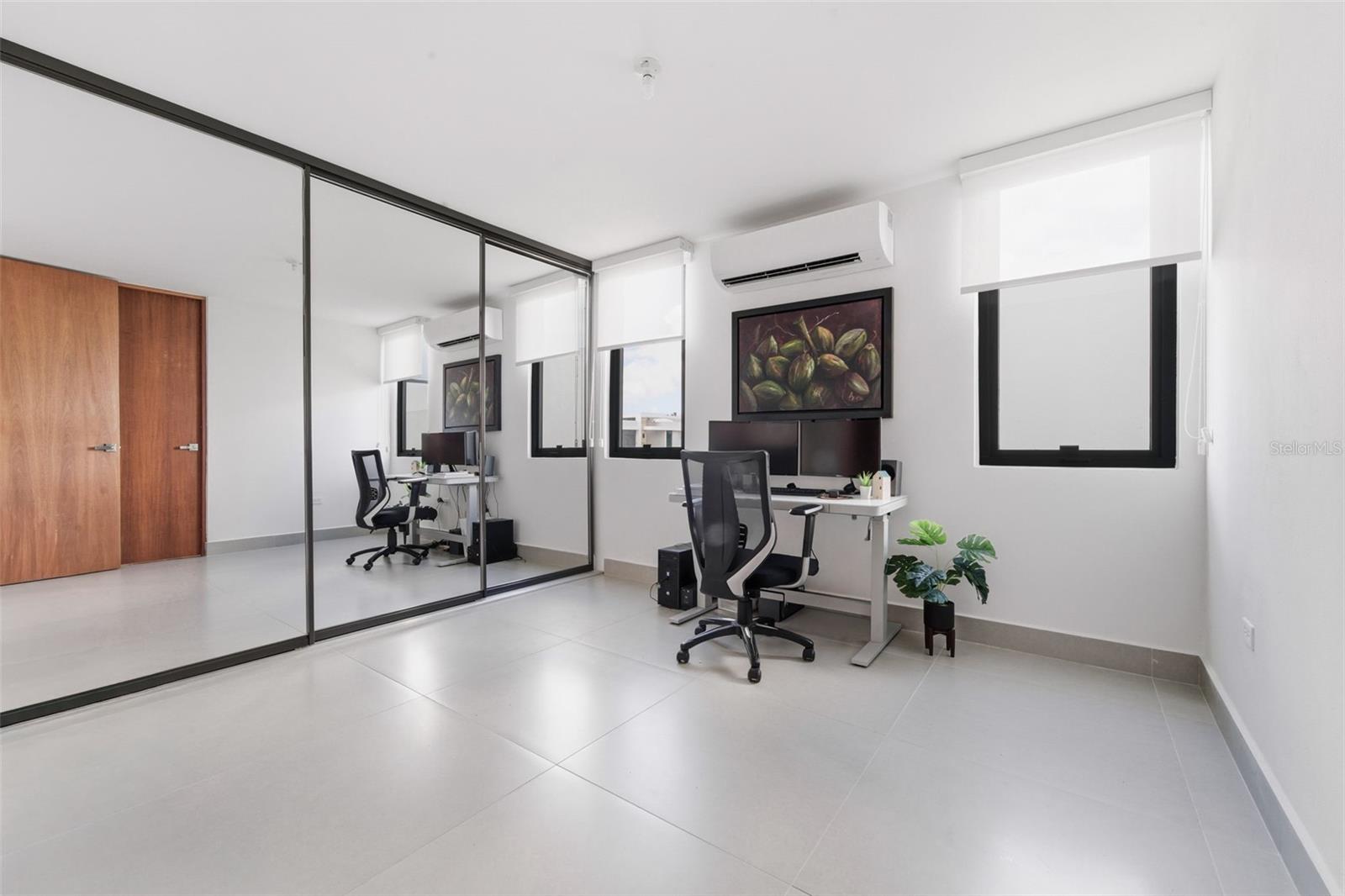 RESIDENCES AT RIO - Residential