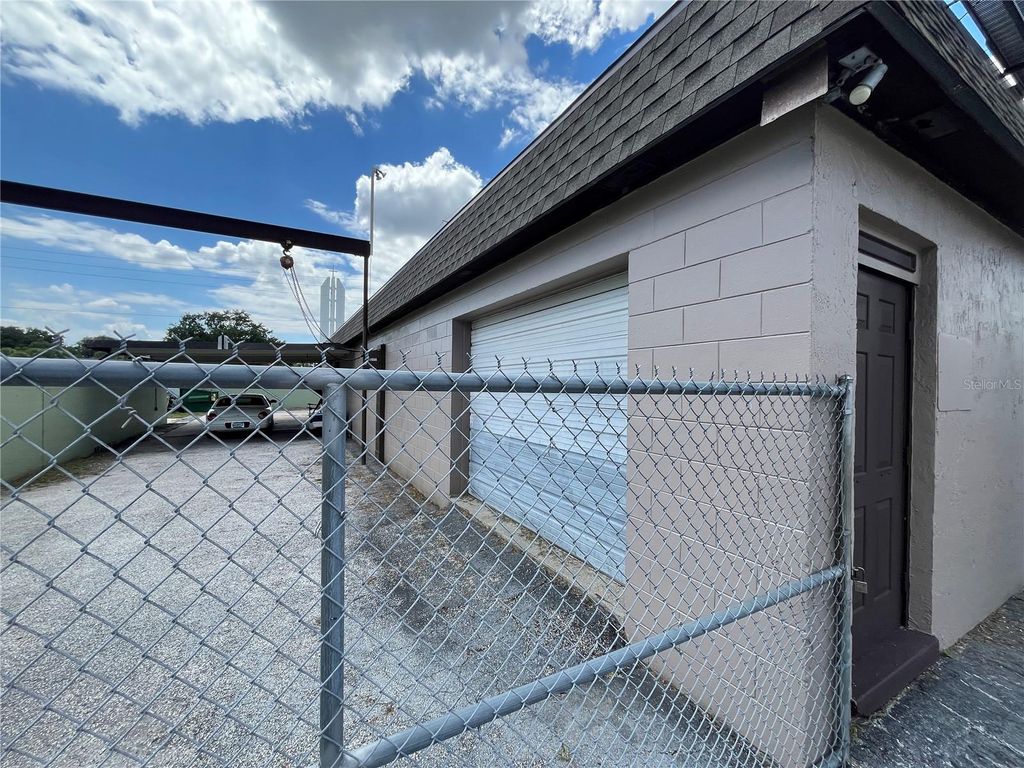 Photo of 884 E Michigan Street, Orlando, FL 32806 (MLS # O6415078)