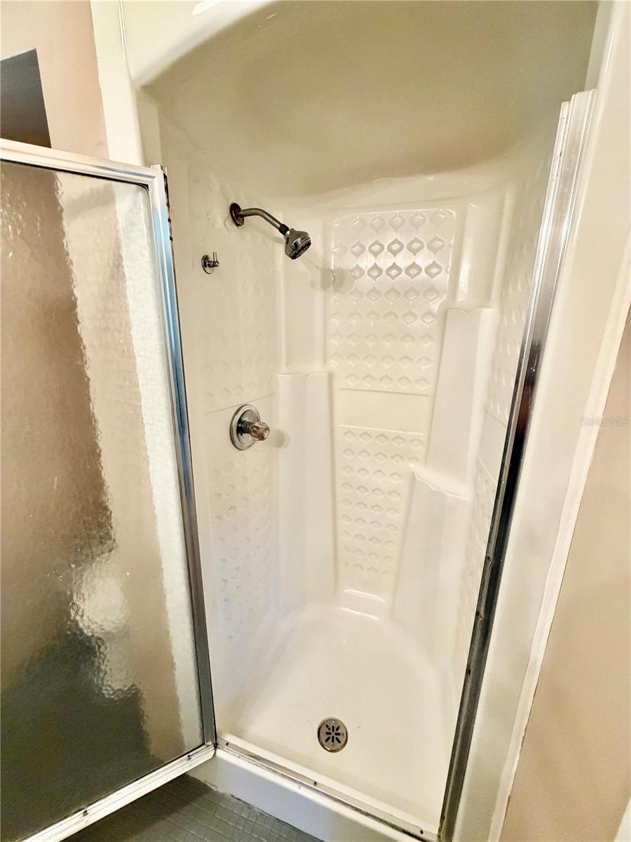 TAVARES LAKEWOOD PARK - Residential