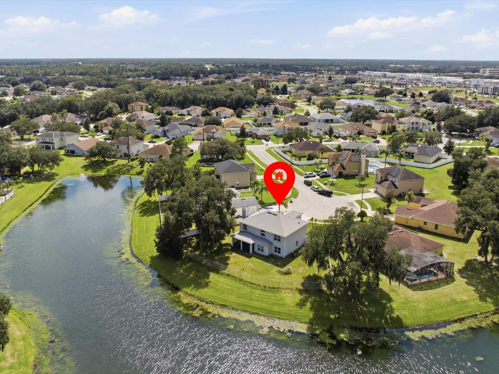 207 REDWOOD BARK TRAIL