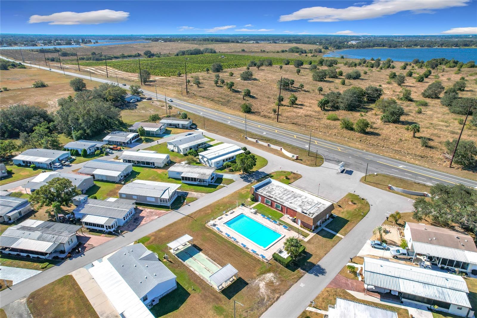 TWIN FOUNTAINS INC A CONDO MHP - Residential