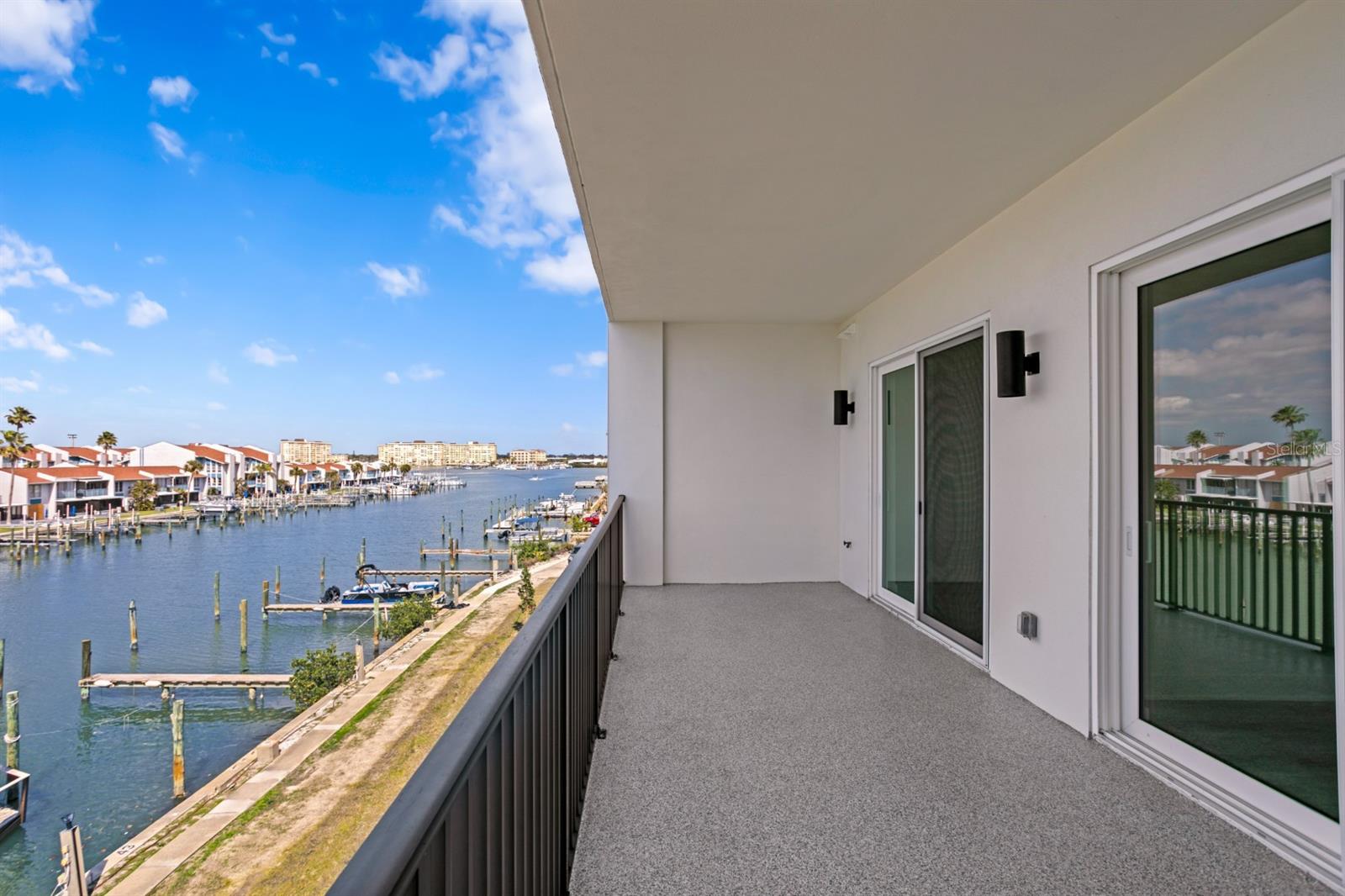 THE RESIDENCES AT TOWN CENTER - Residential