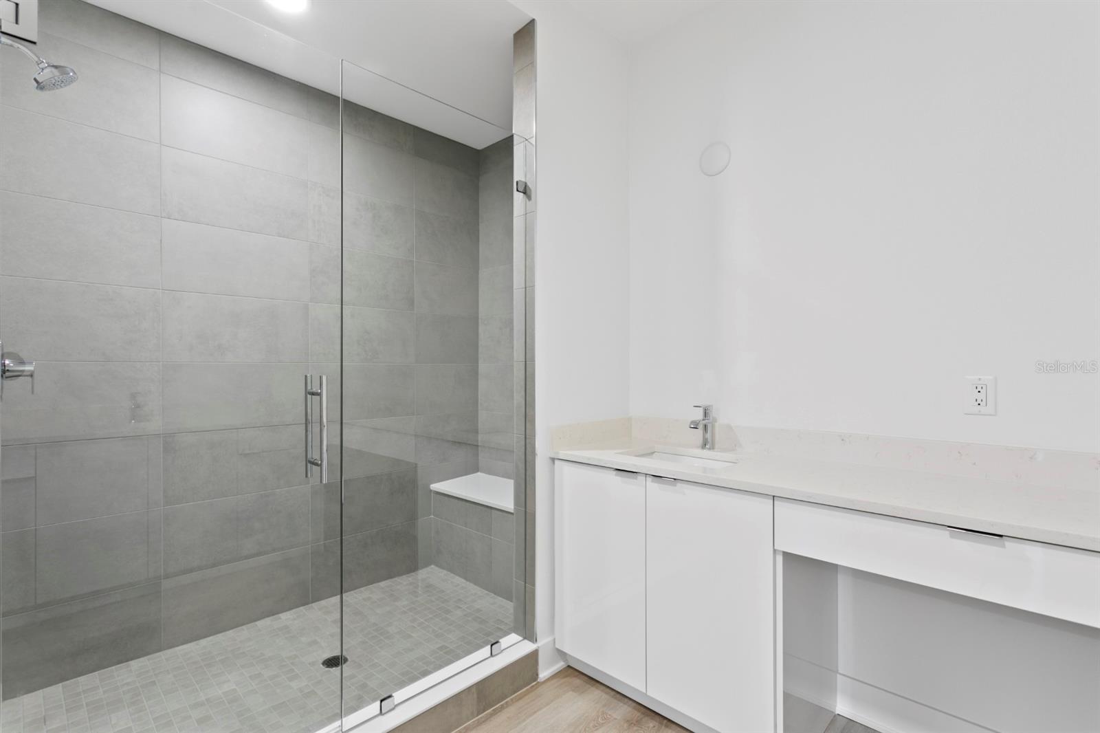 THE RESIDENCES AT TOWN CENTER - Residential