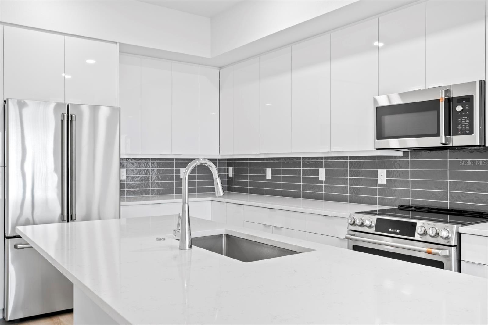 THE RESIDENCES AT TOWN CENTER - Residential