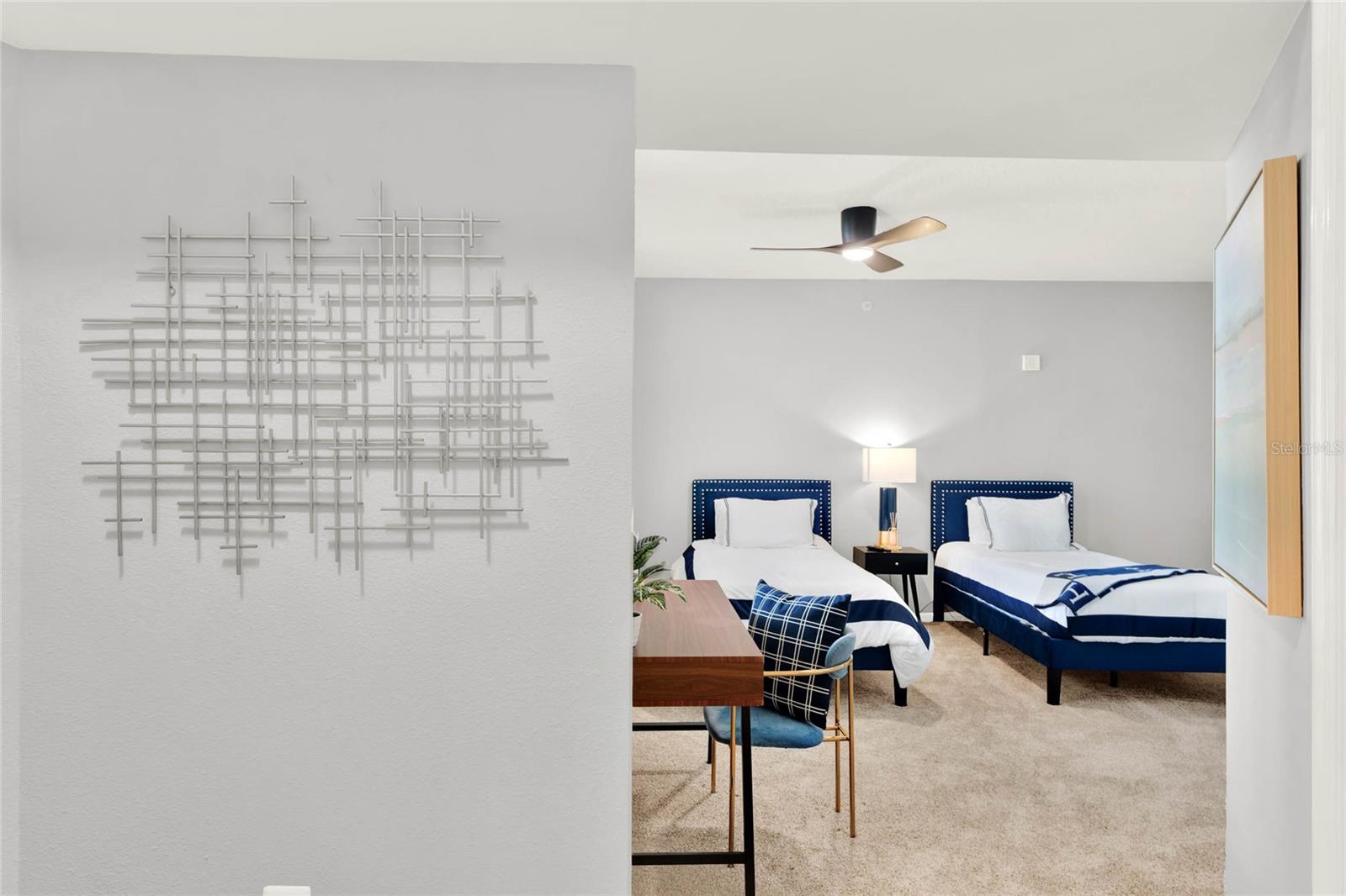 WAVERLY/LK EOLA - Residential