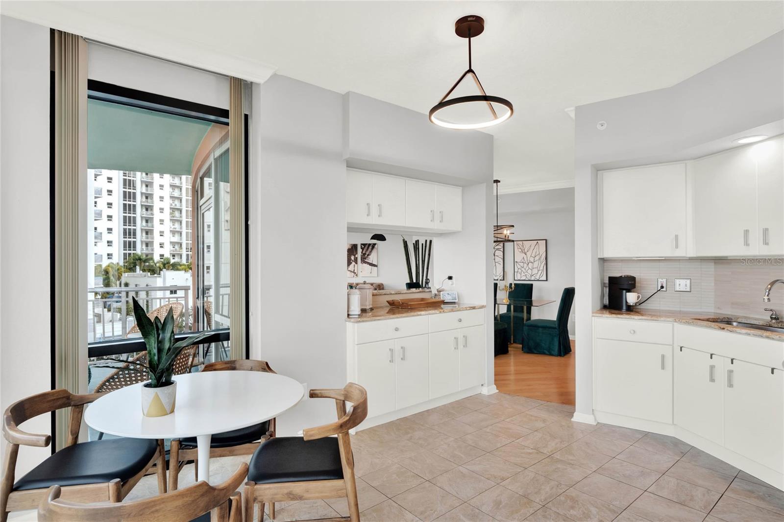 WAVERLY/LK EOLA - Residential