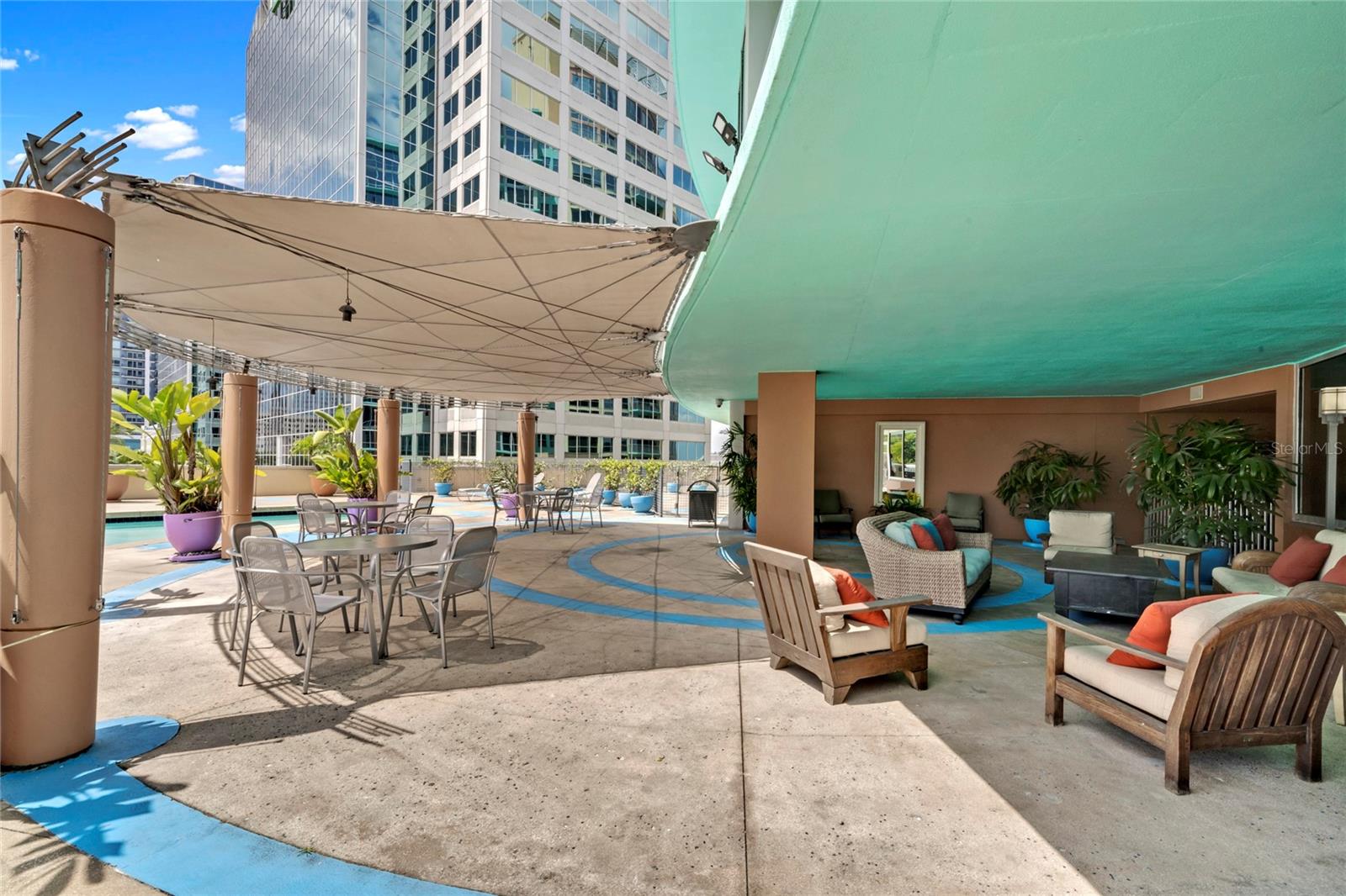 WAVERLY/LK EOLA - Residential