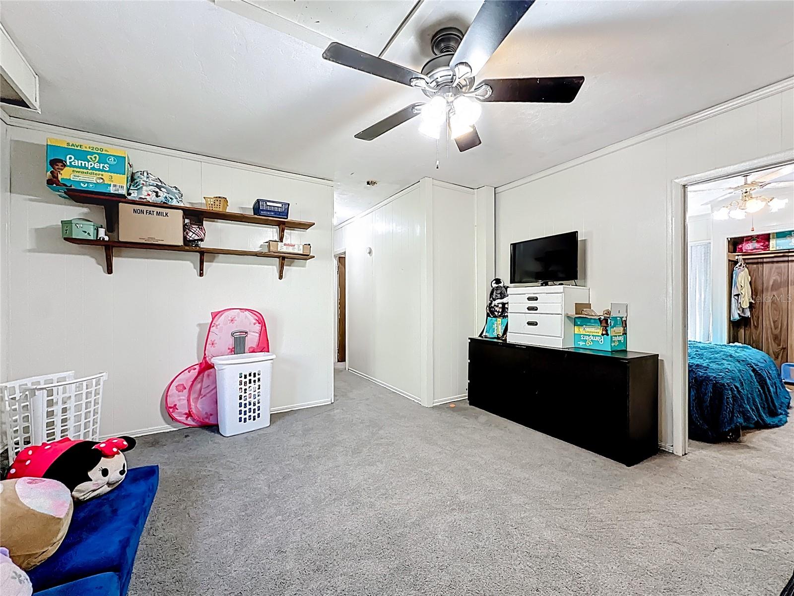 NORTHWOOD OAKS - Residential