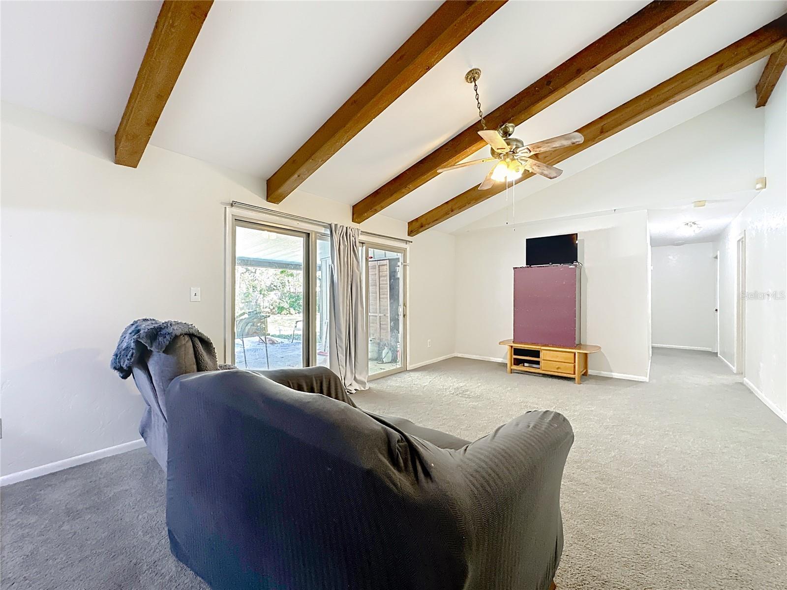 NORTHWOOD OAKS - Residential