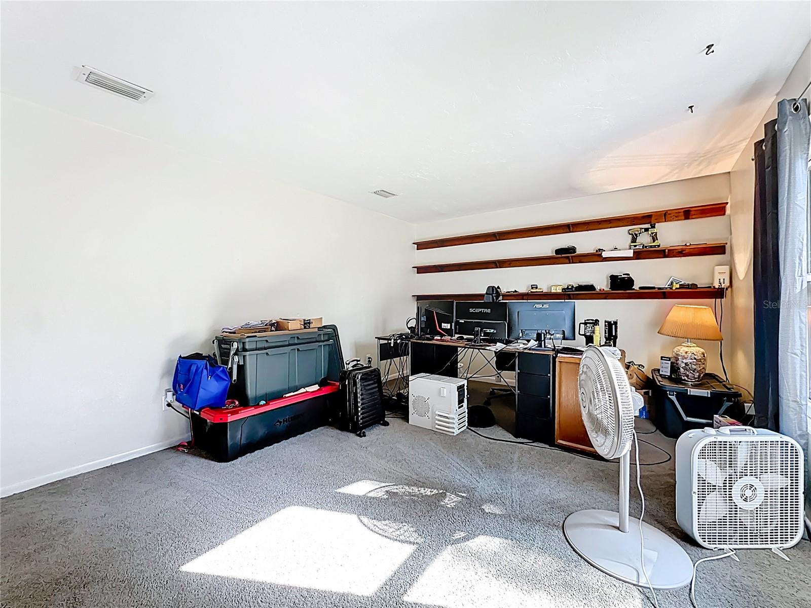 NORTHWOOD OAKS - Residential