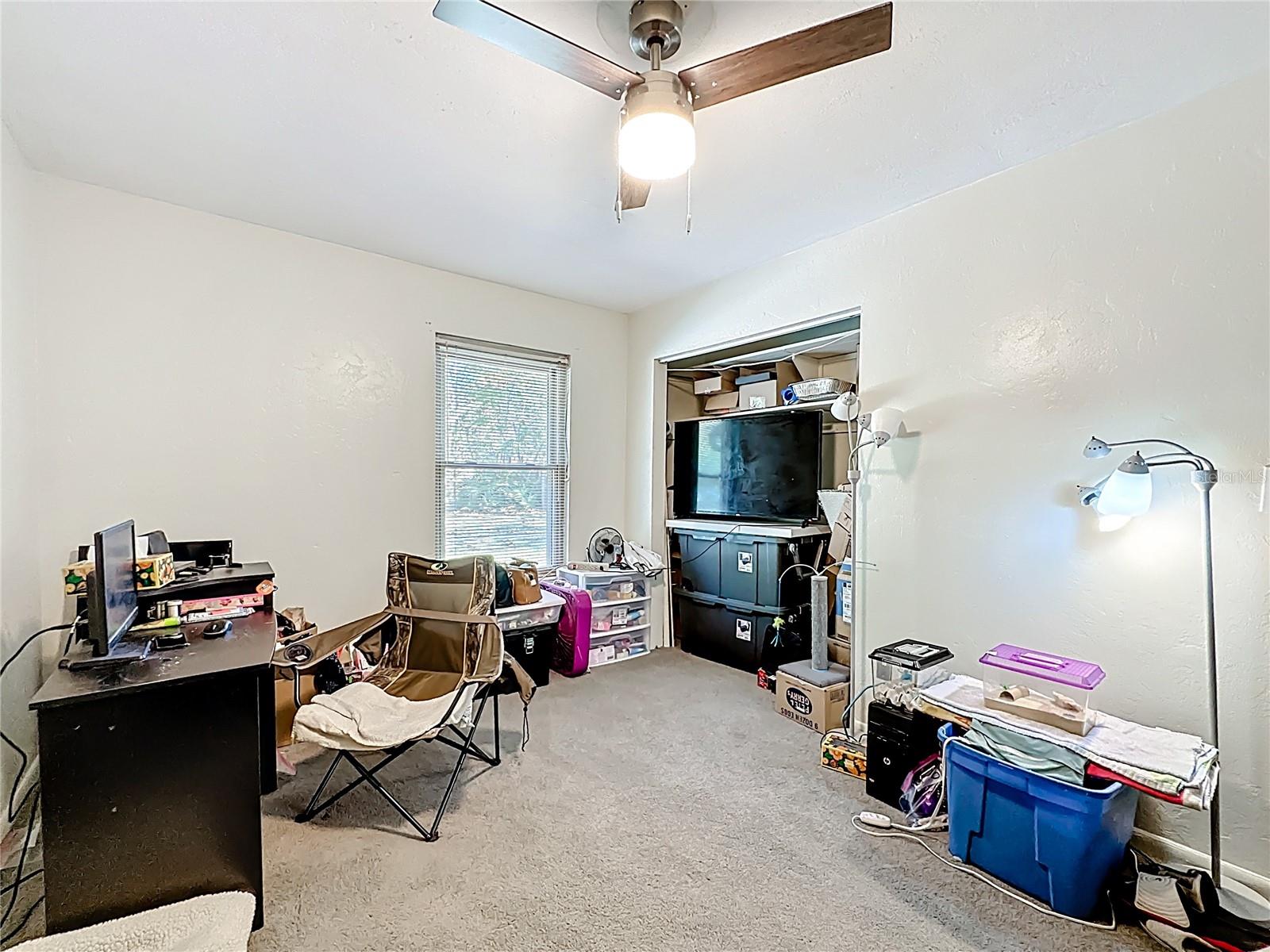 NORTHWOOD OAKS - Residential