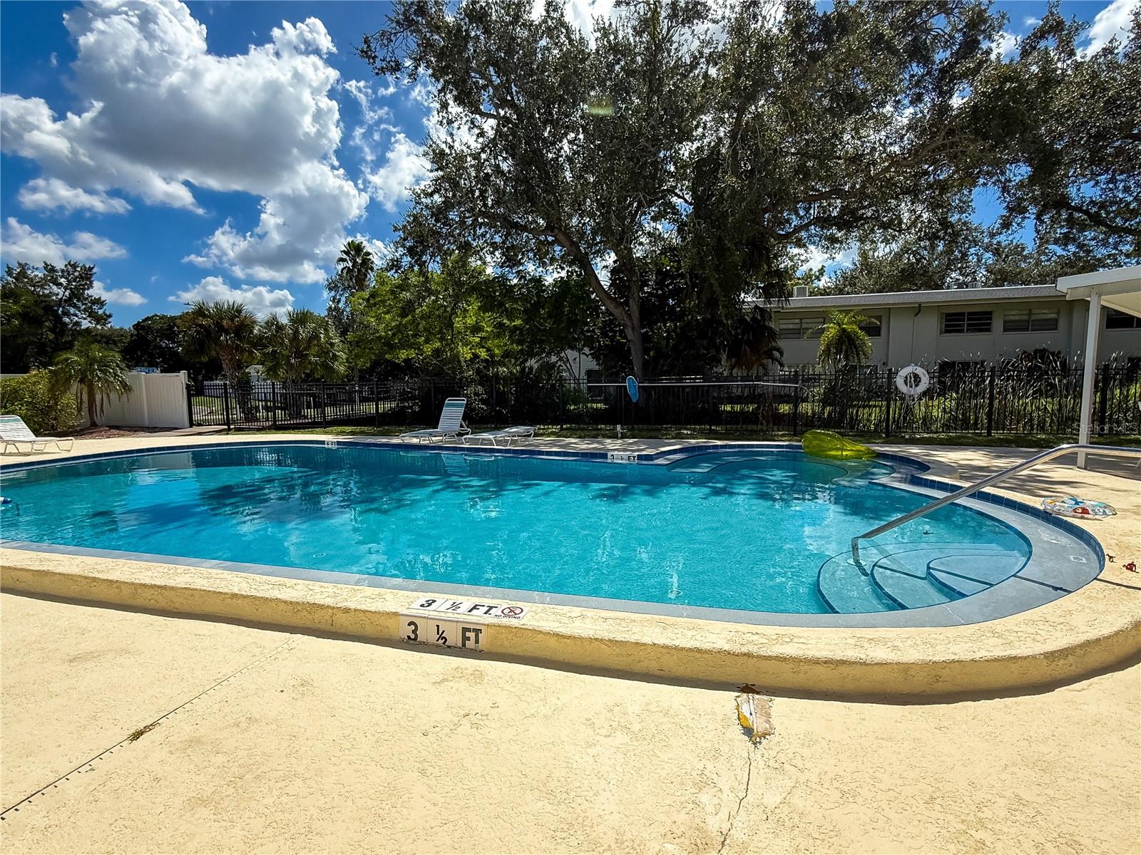 SEMINOLE COUNTRY GREEN CONDO - Residential Lease
