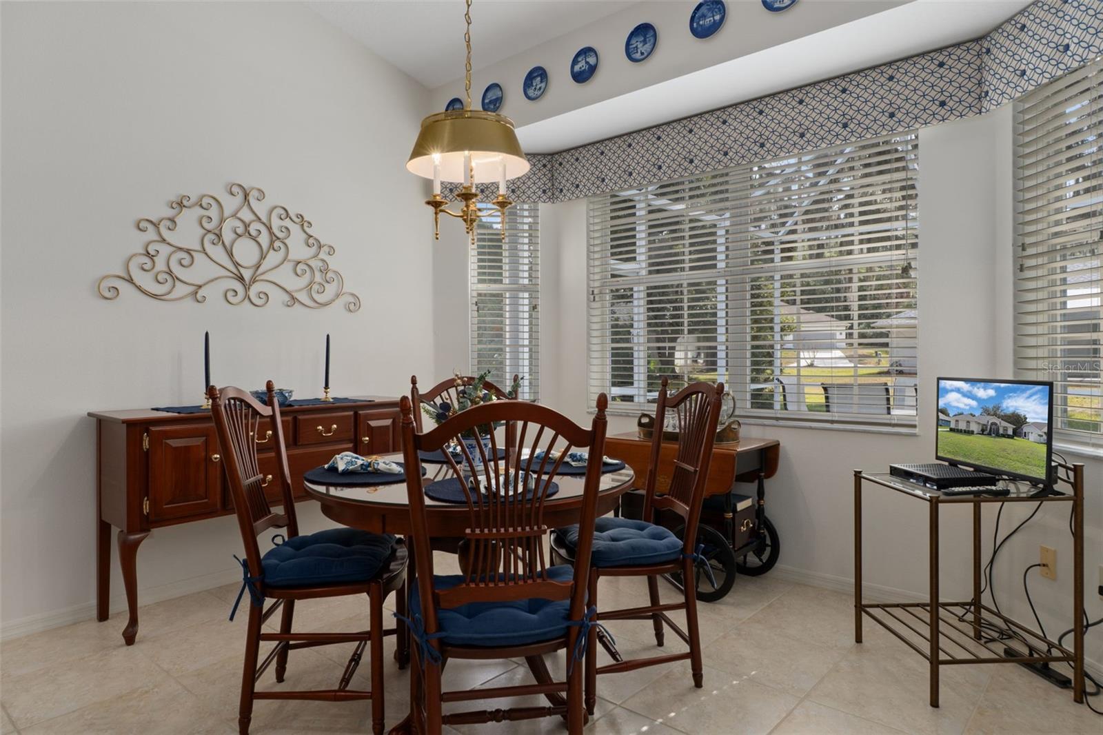 CANTERBURY LAKE ESTATES - Residential