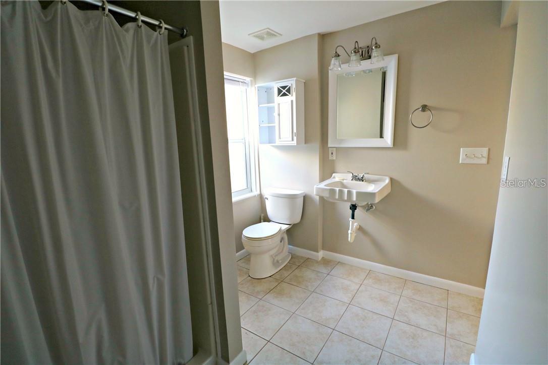 MASSICOTTE SUB - Residential Lease