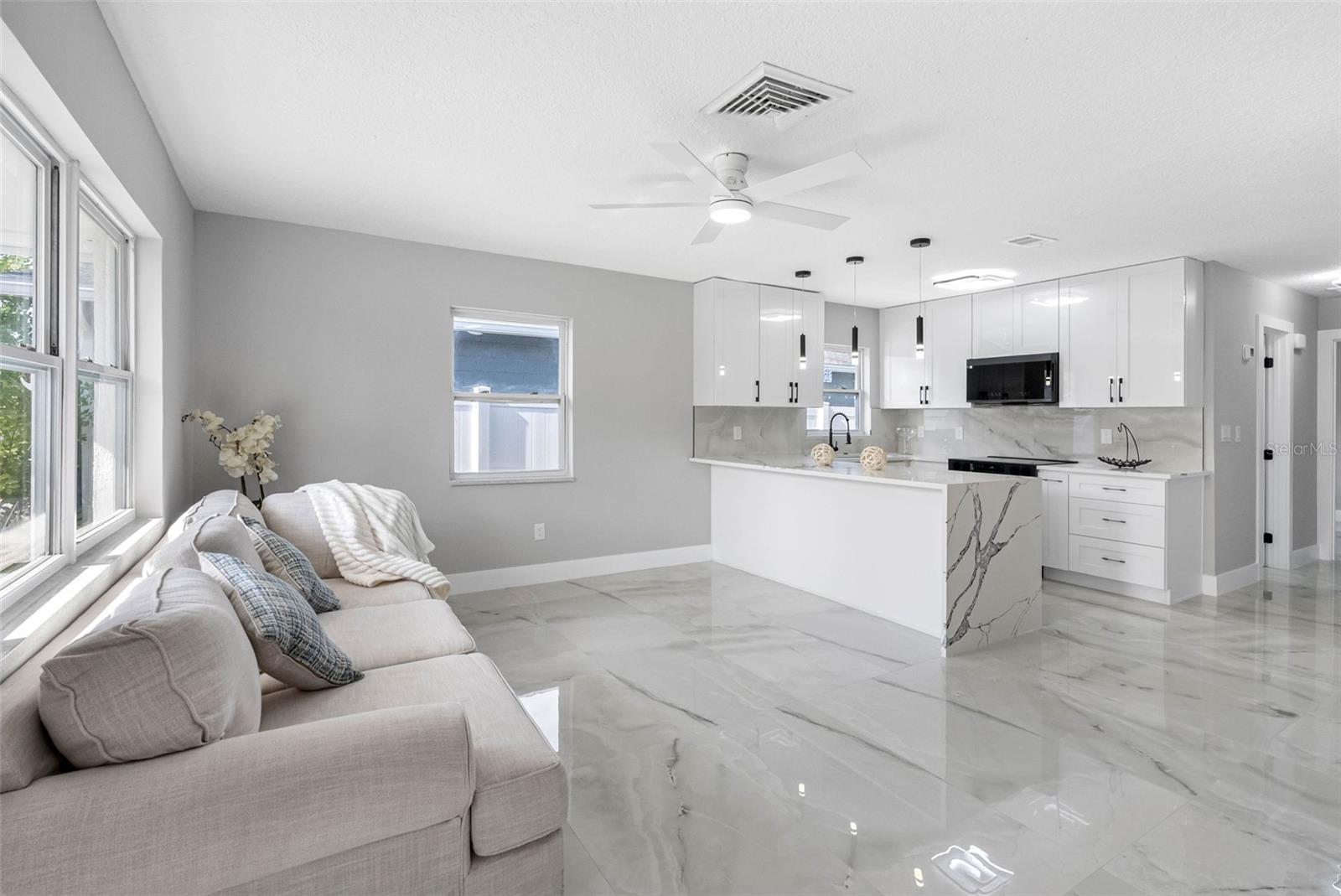 SHOREACRES CENTER - Residential