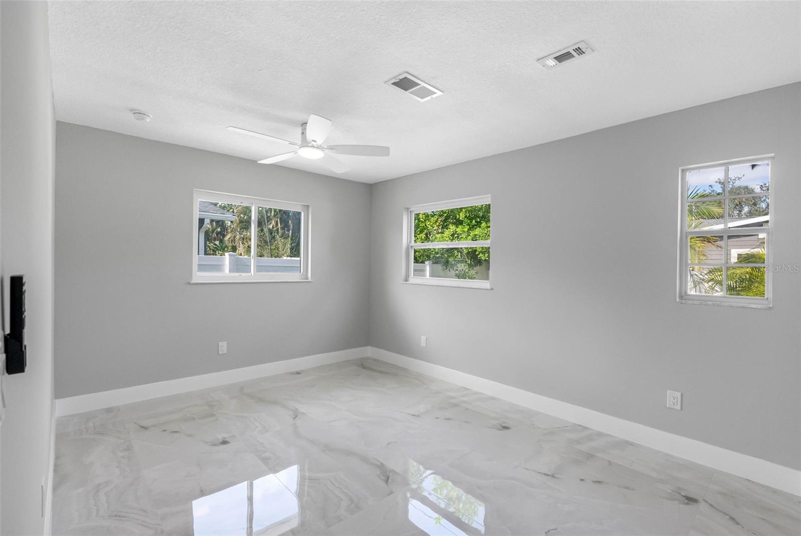 SHOREACRES CENTER - Residential