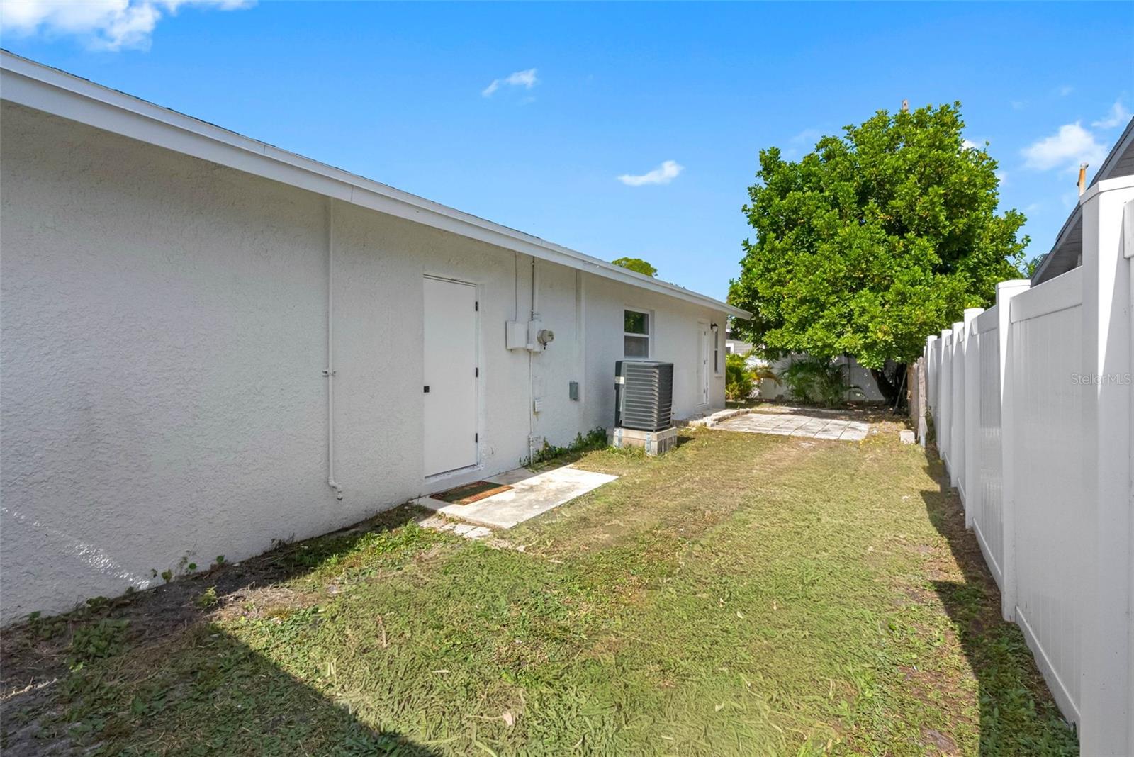 SHOREACRES CENTER - Residential