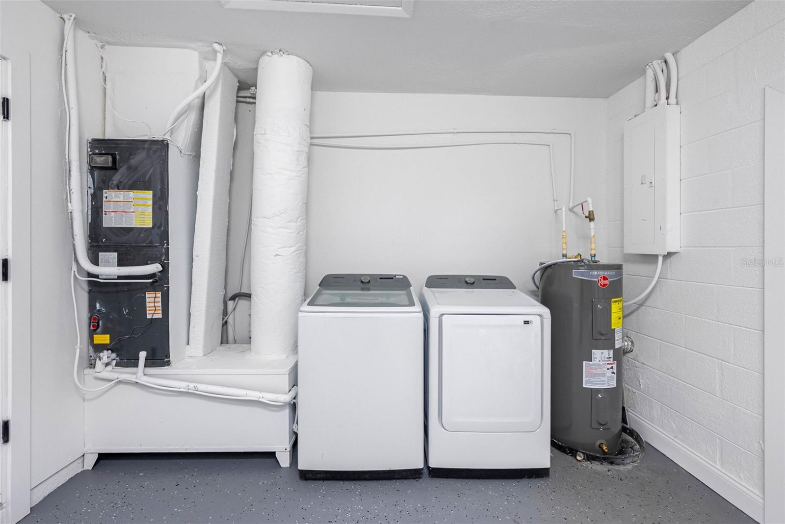 SHOREACRES CENTER - Residential