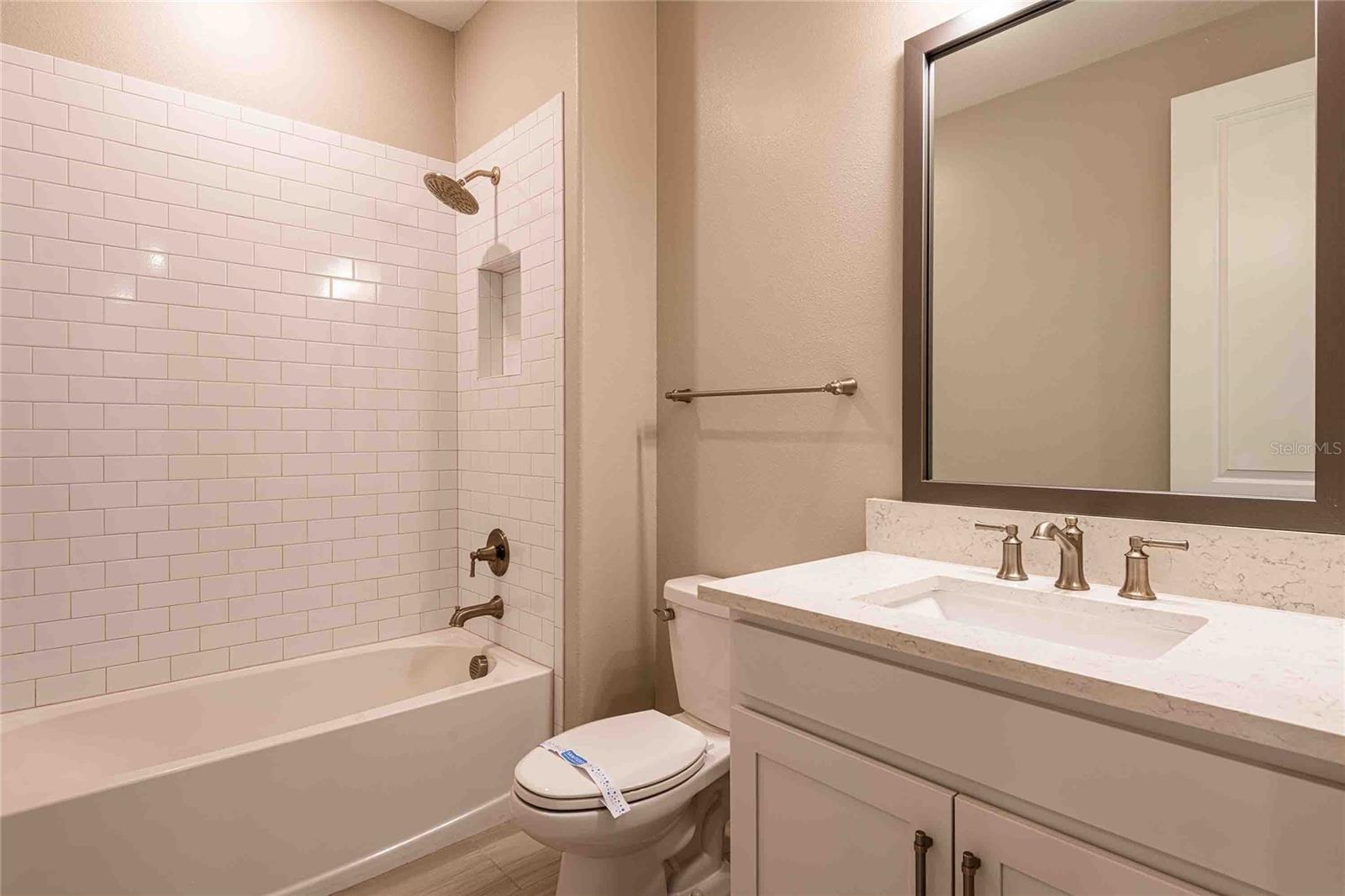 ESTANCIA PH 4 - Residential