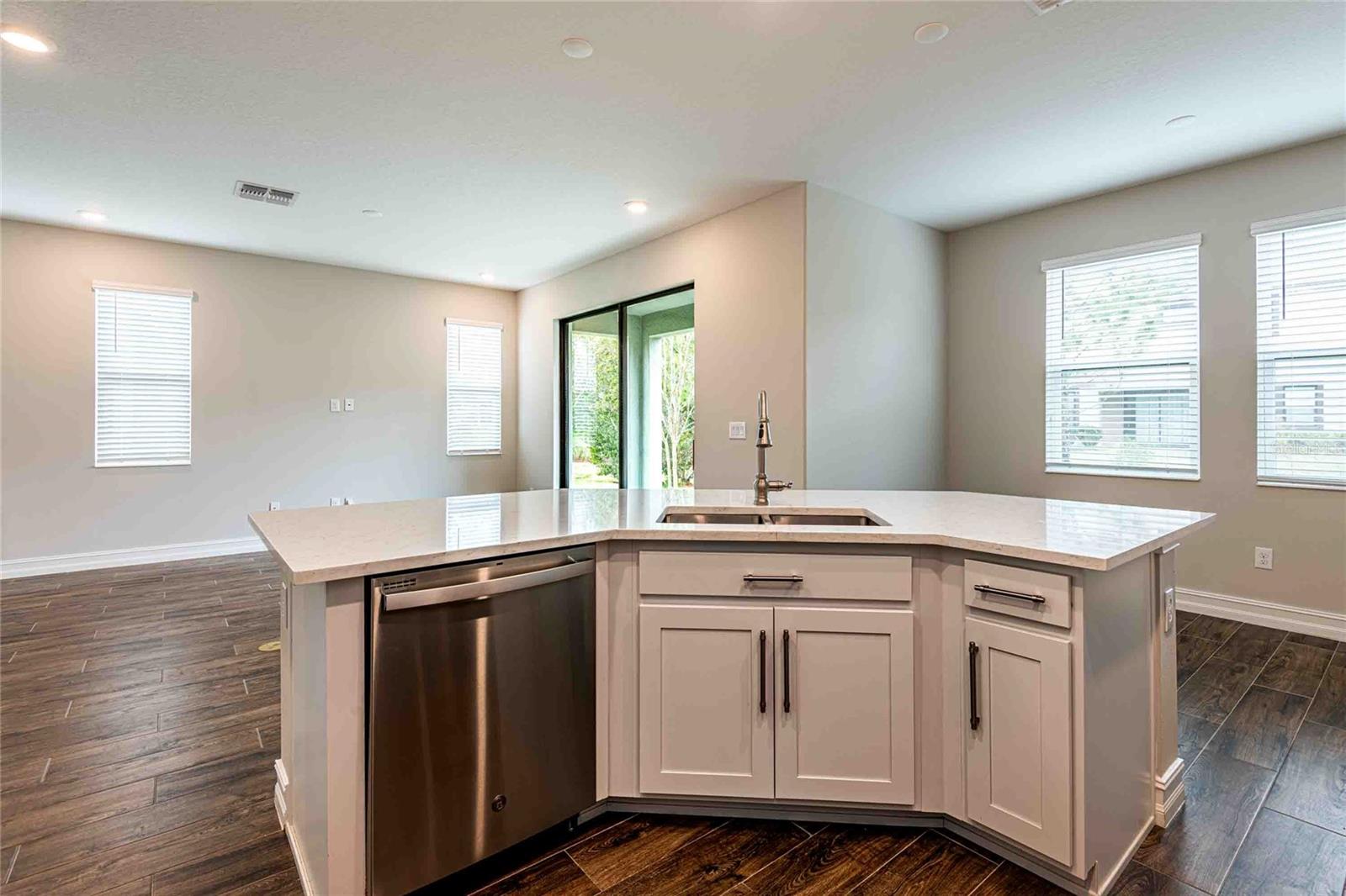 ESTANCIA PH 4 - Residential