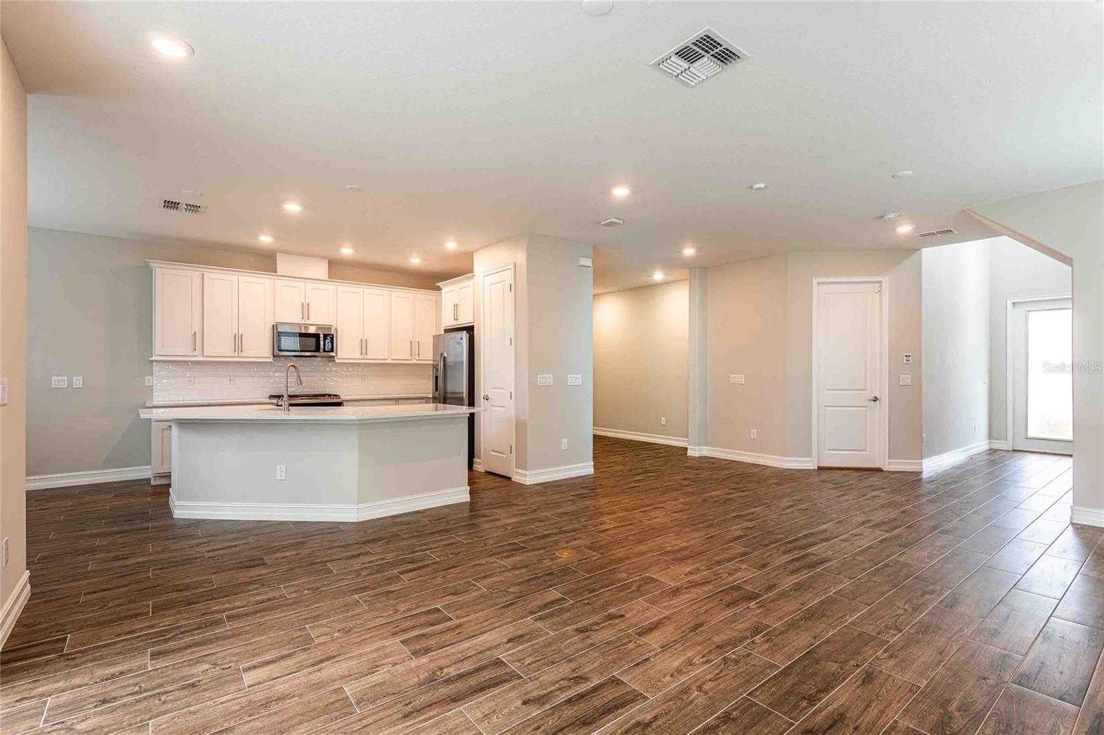 ESTANCIA PH 4 - Residential