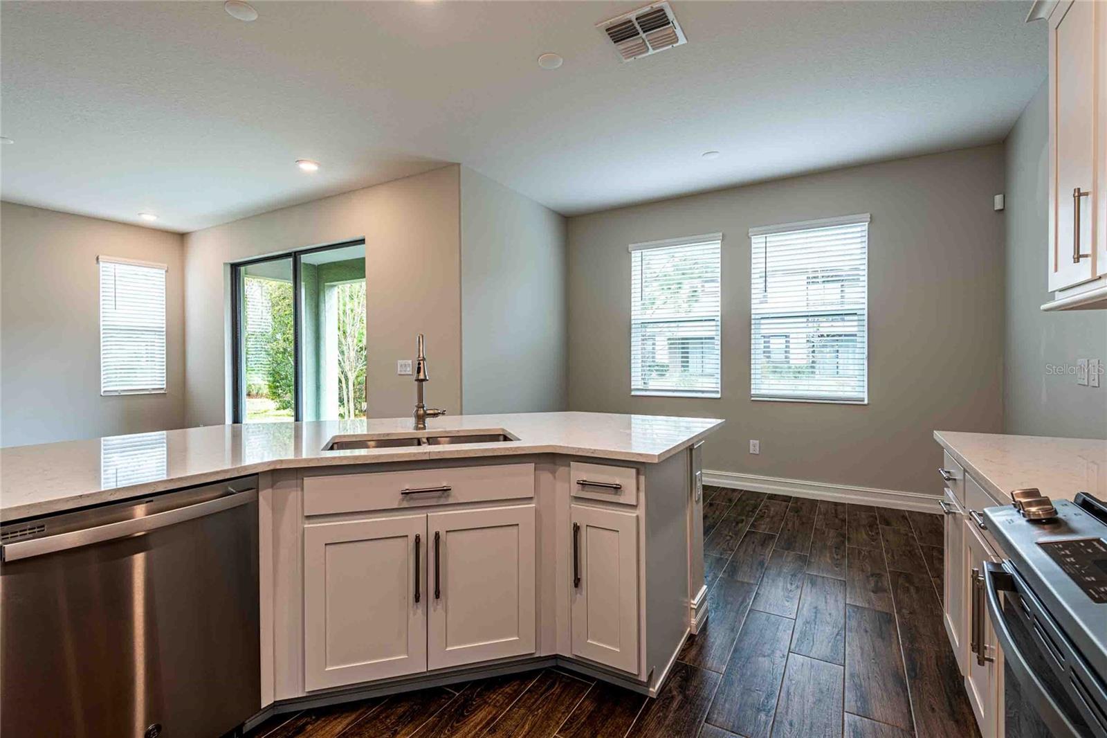 ESTANCIA PH 4 - Residential