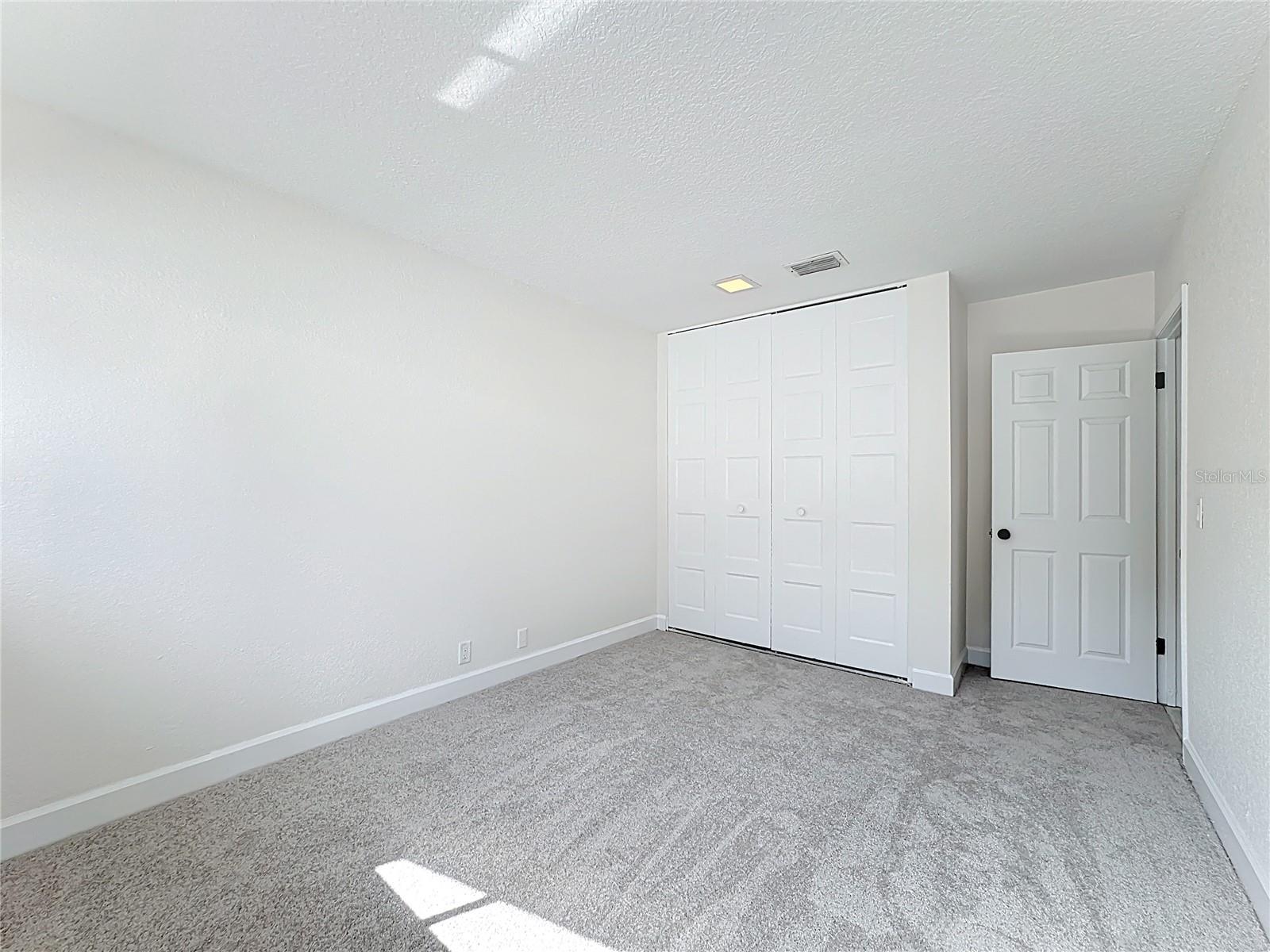 HOWELL ESTATES REP - Residential