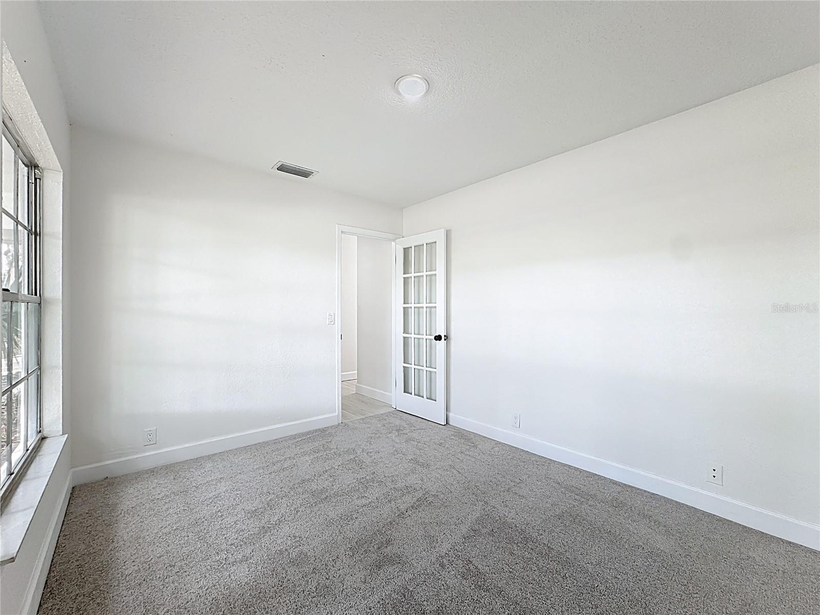 HOWELL ESTATES REP - Residential