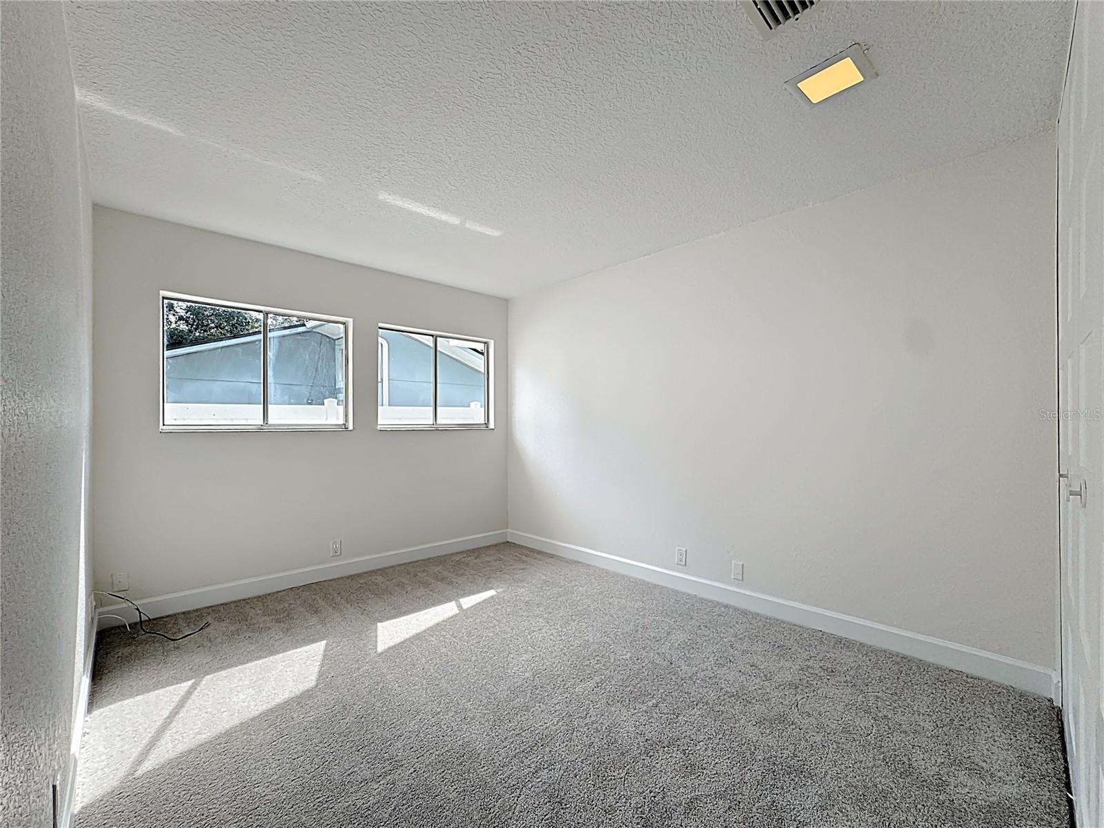 HOWELL ESTATES REP - Residential