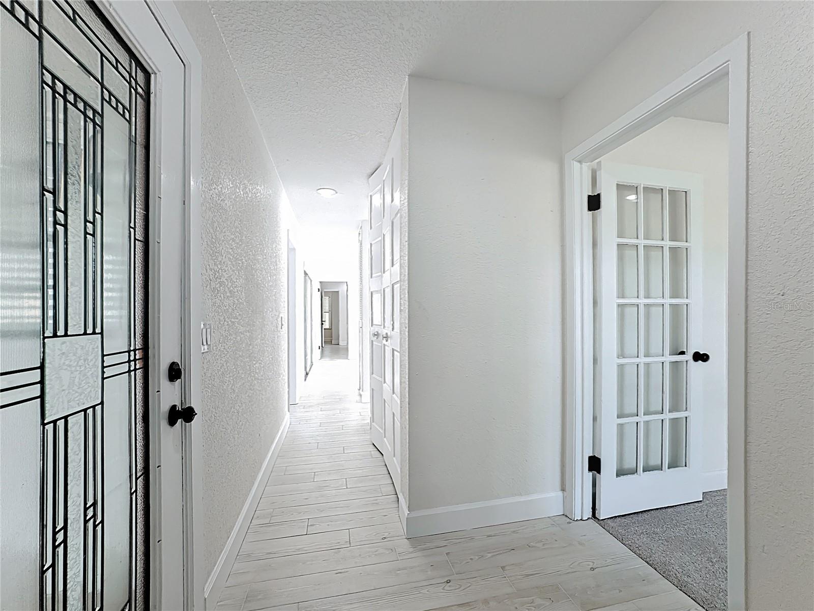 HOWELL ESTATES REP - Residential