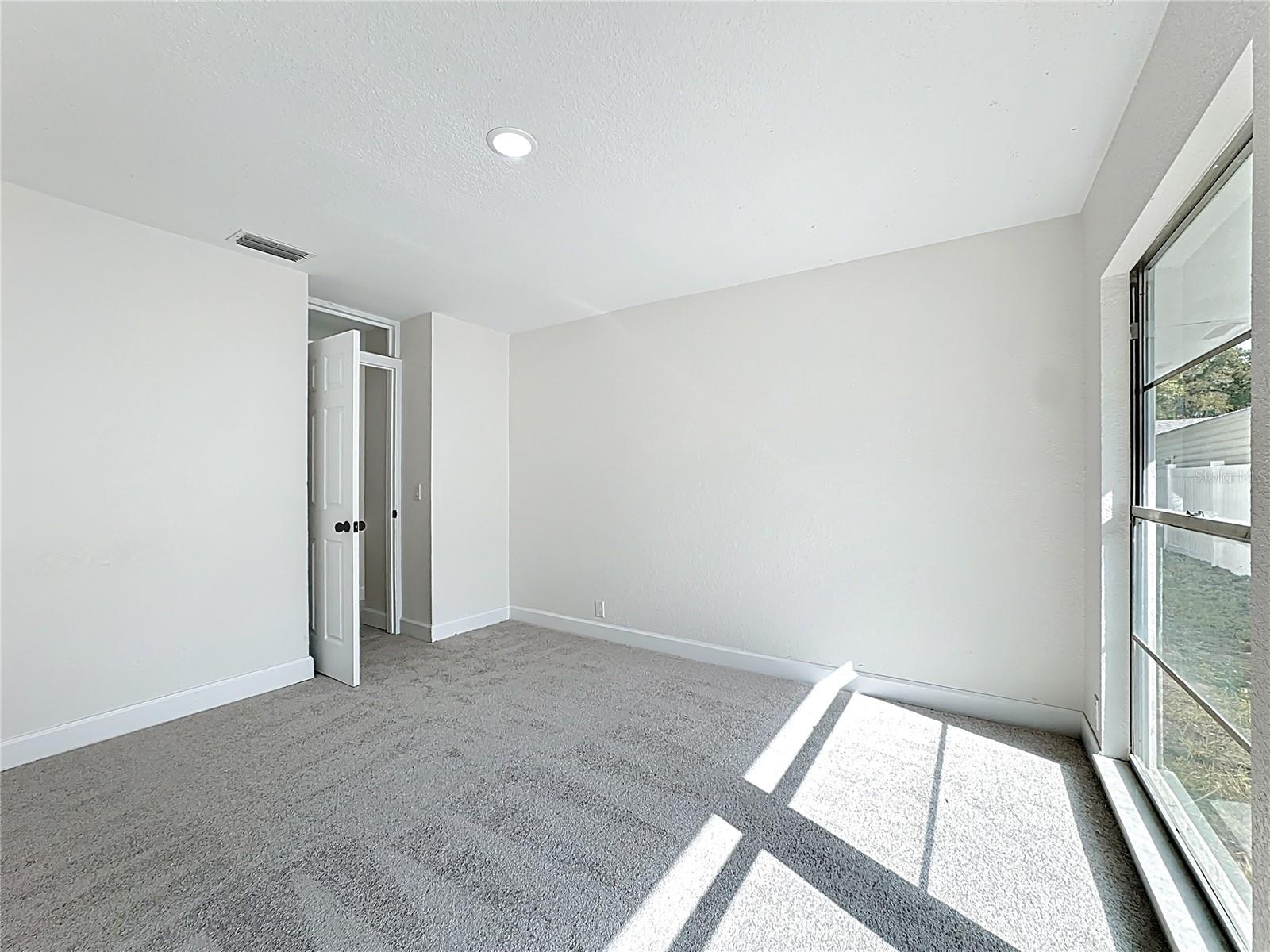 HOWELL ESTATES REP - Residential