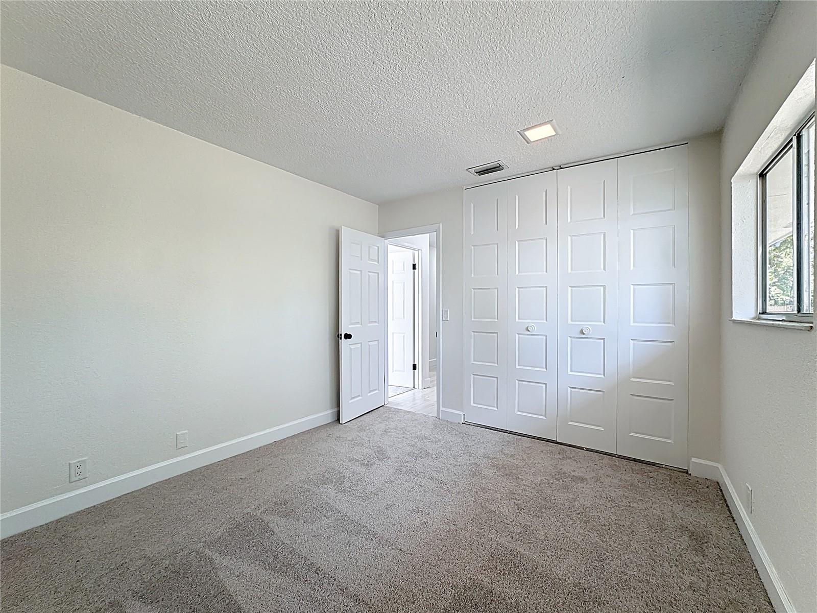 HOWELL ESTATES REP - Residential