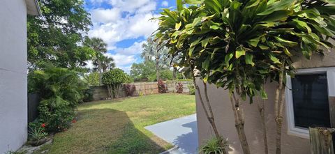 A home in LAKE WORTH