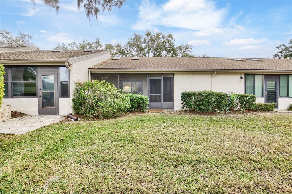 Photo of 2603 Oak Circle #2603, Tarpon Springs, FL 34689 (MLS # TB8467326)