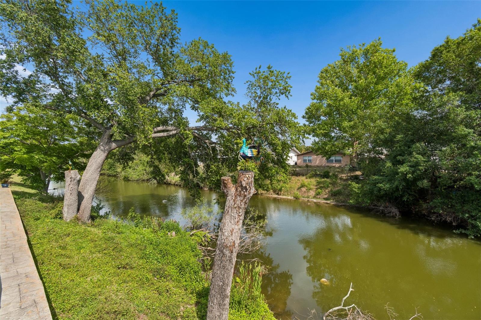 EMBASSY HILLS - Residential