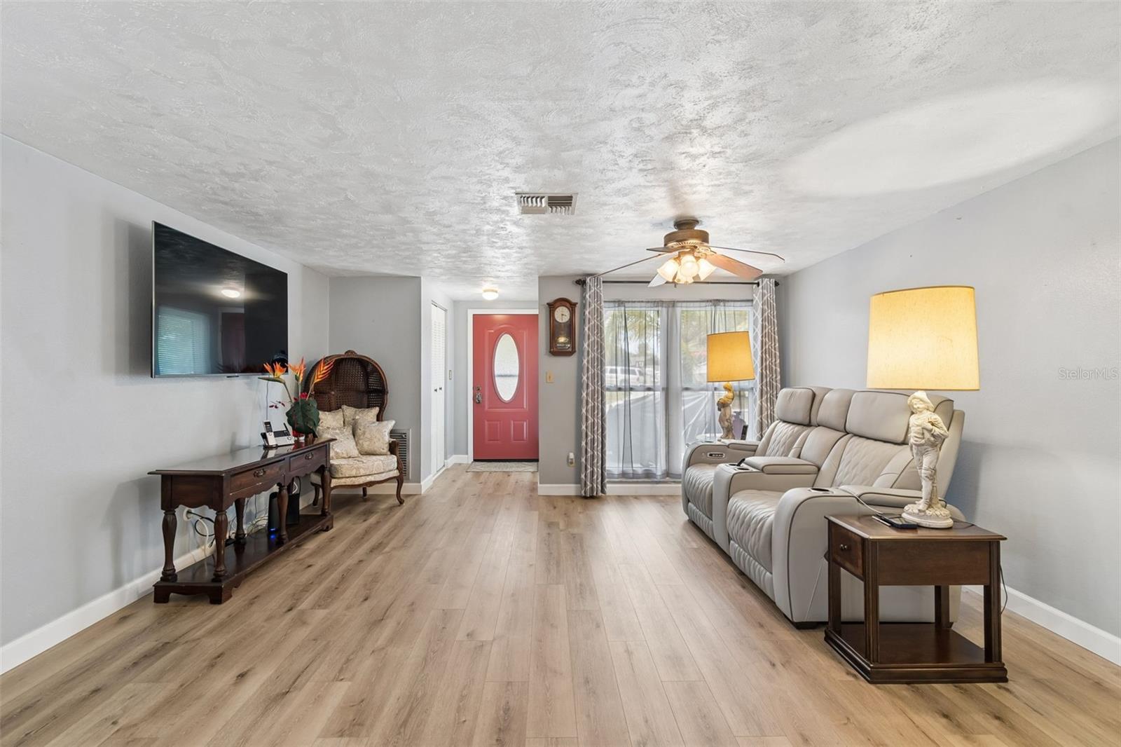 EMBASSY HILLS - Residential
