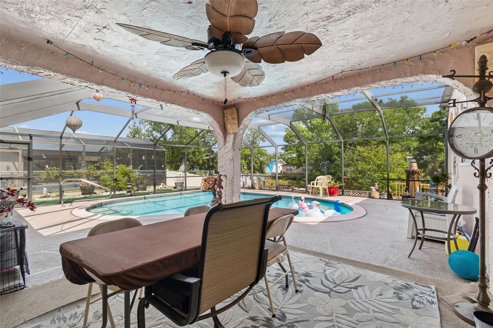 EMBASSY HILLS - Residential