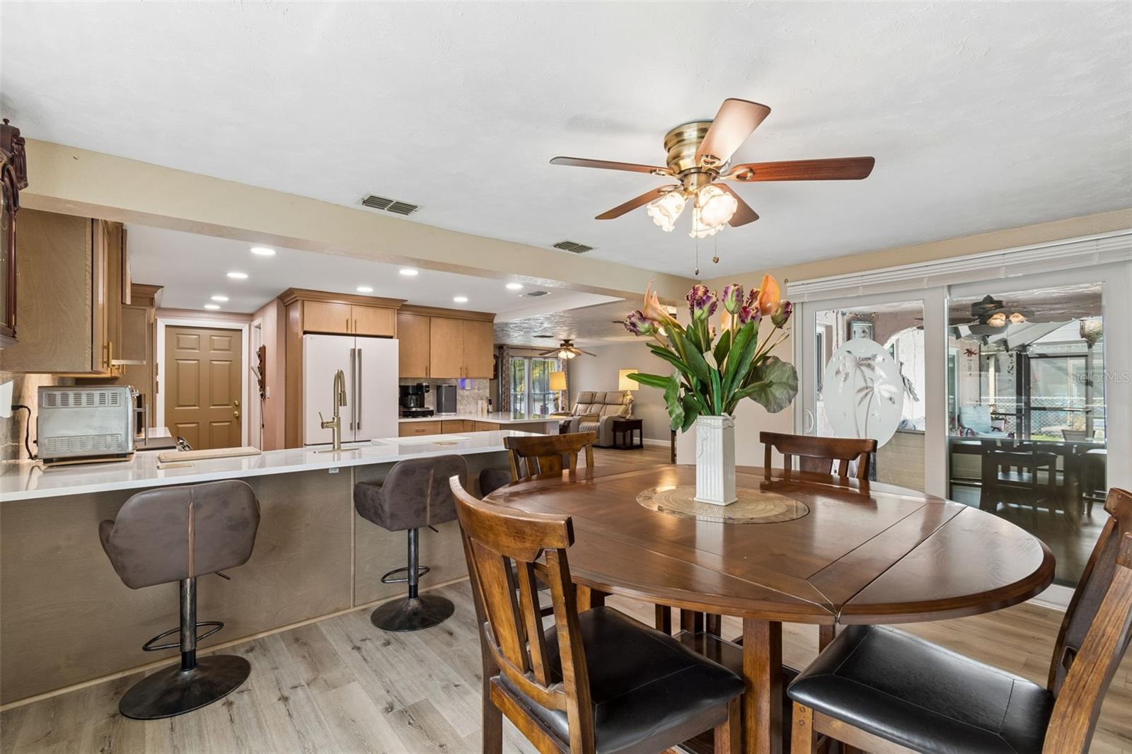EMBASSY HILLS - Residential