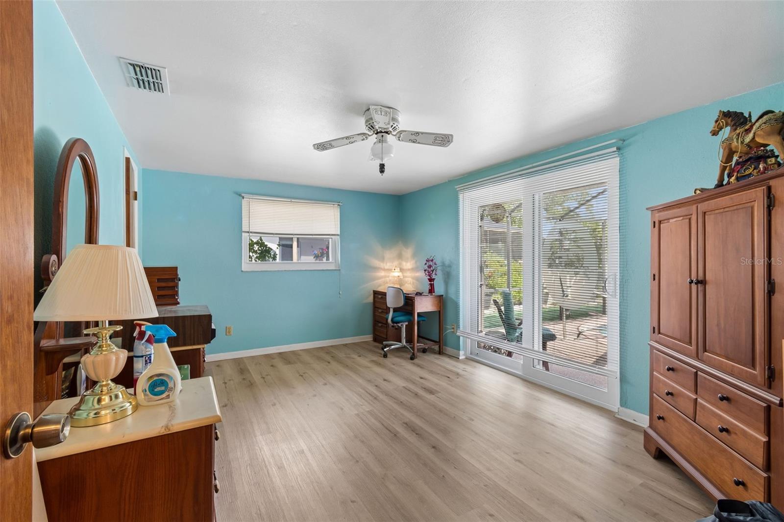 EMBASSY HILLS - Residential