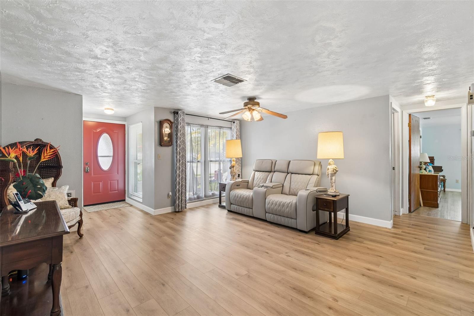 EMBASSY HILLS - Residential