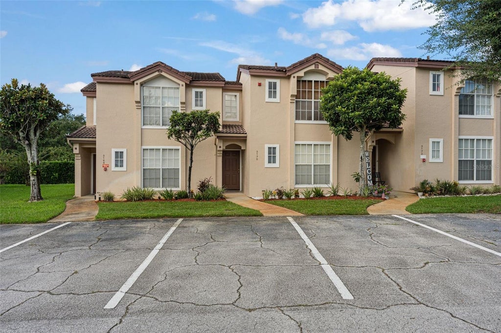 Photo of 3170 Tamarind Circle, Kissimmee, FL 34747 (MLS # O6449927)