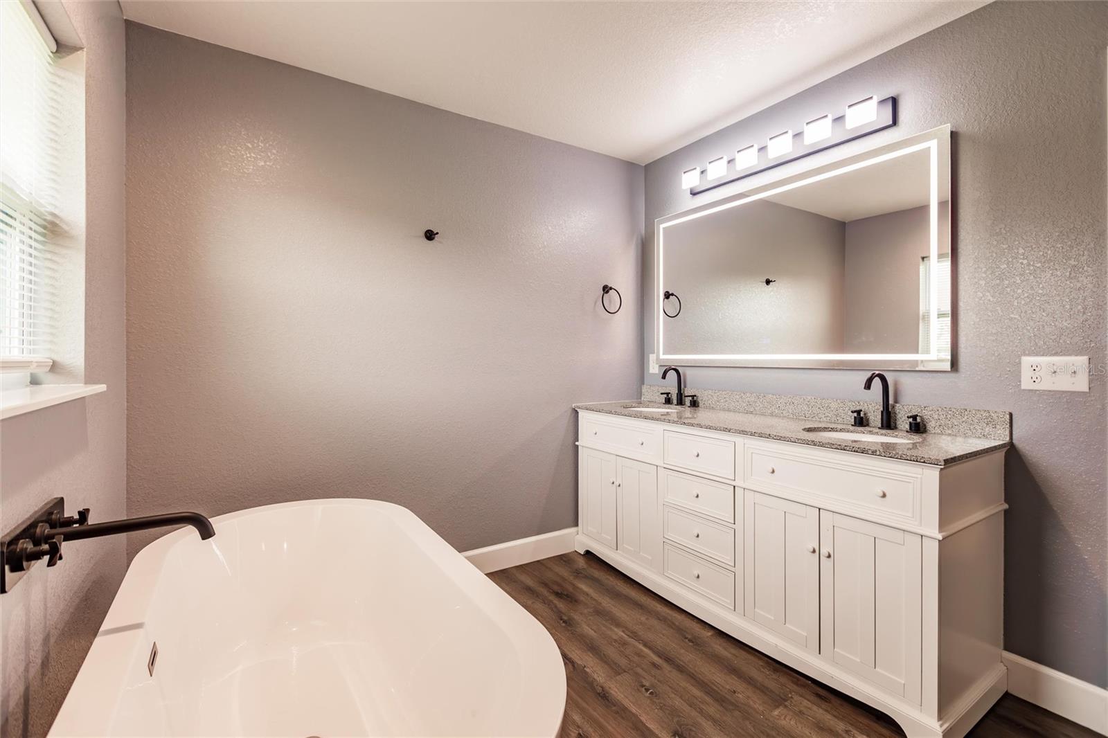 WJ ODOMS SUB - Residential