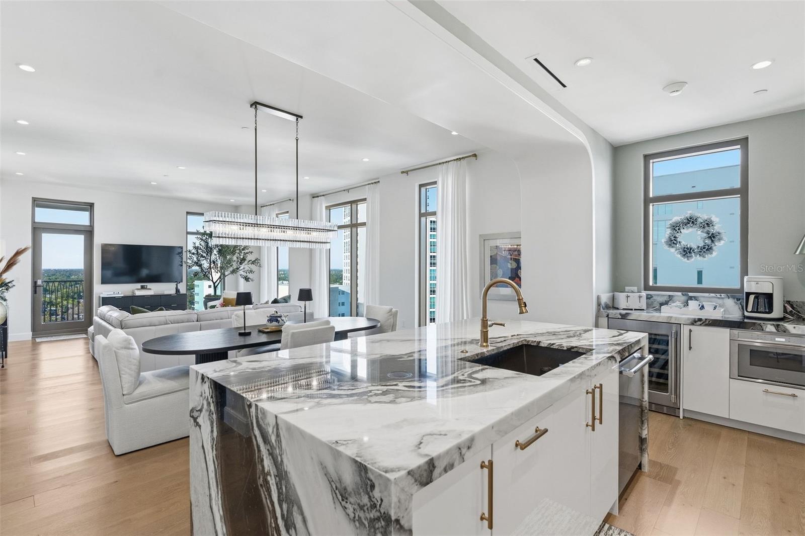 NOLEN THE CONDO - Residential