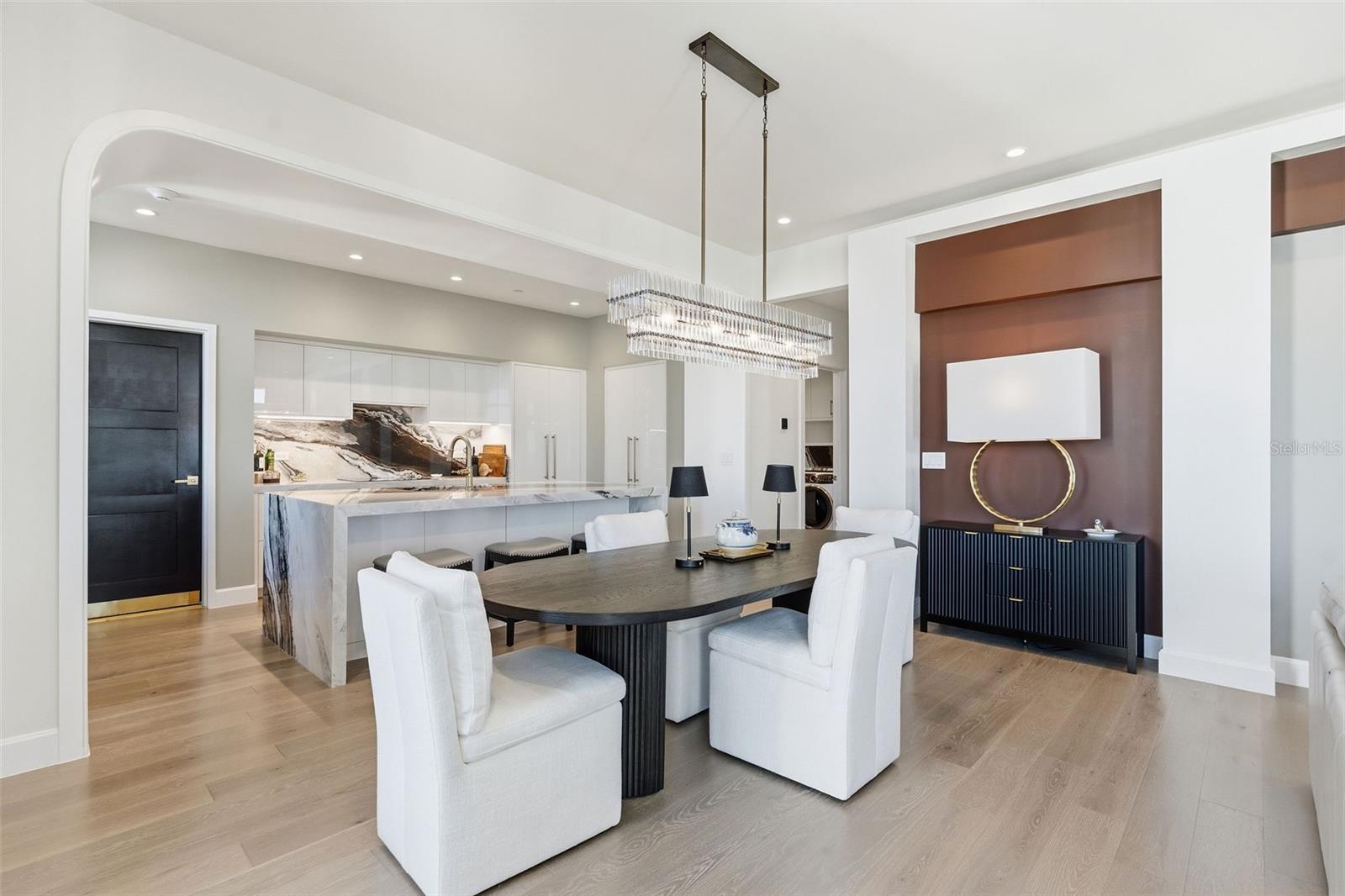 NOLEN THE CONDO - Residential